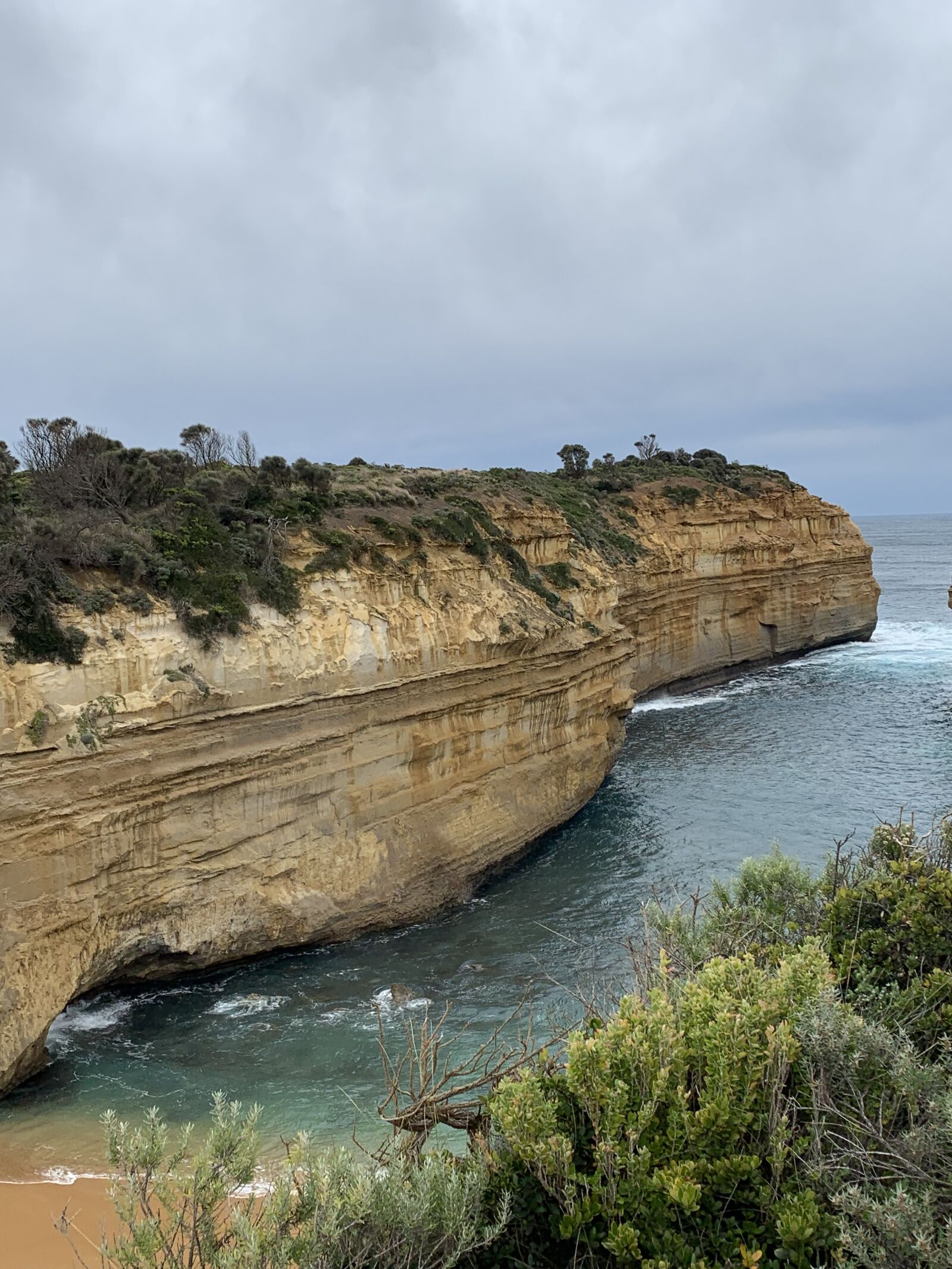 iPhone XS Max back dual camera 4.25mm f/1.8 sample photo. Australia, princetown, the twelve photography