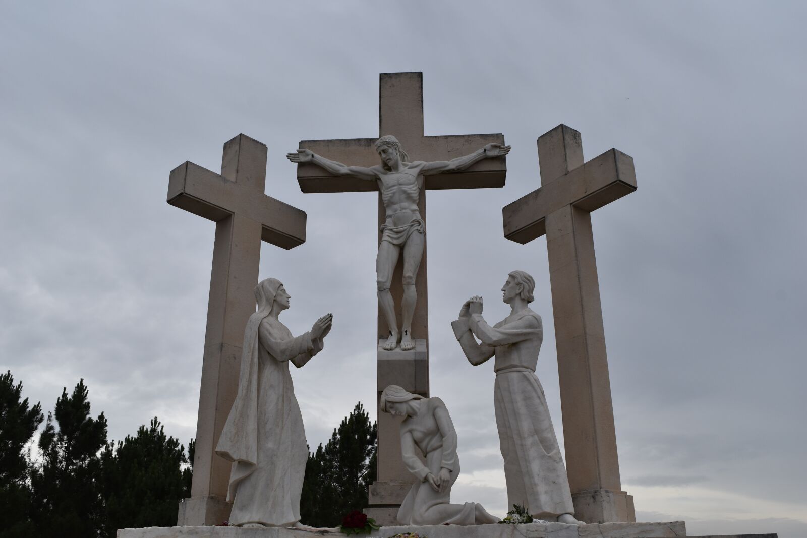 Nikon D5500 sample photo. Fatima, cross, portugal photography
