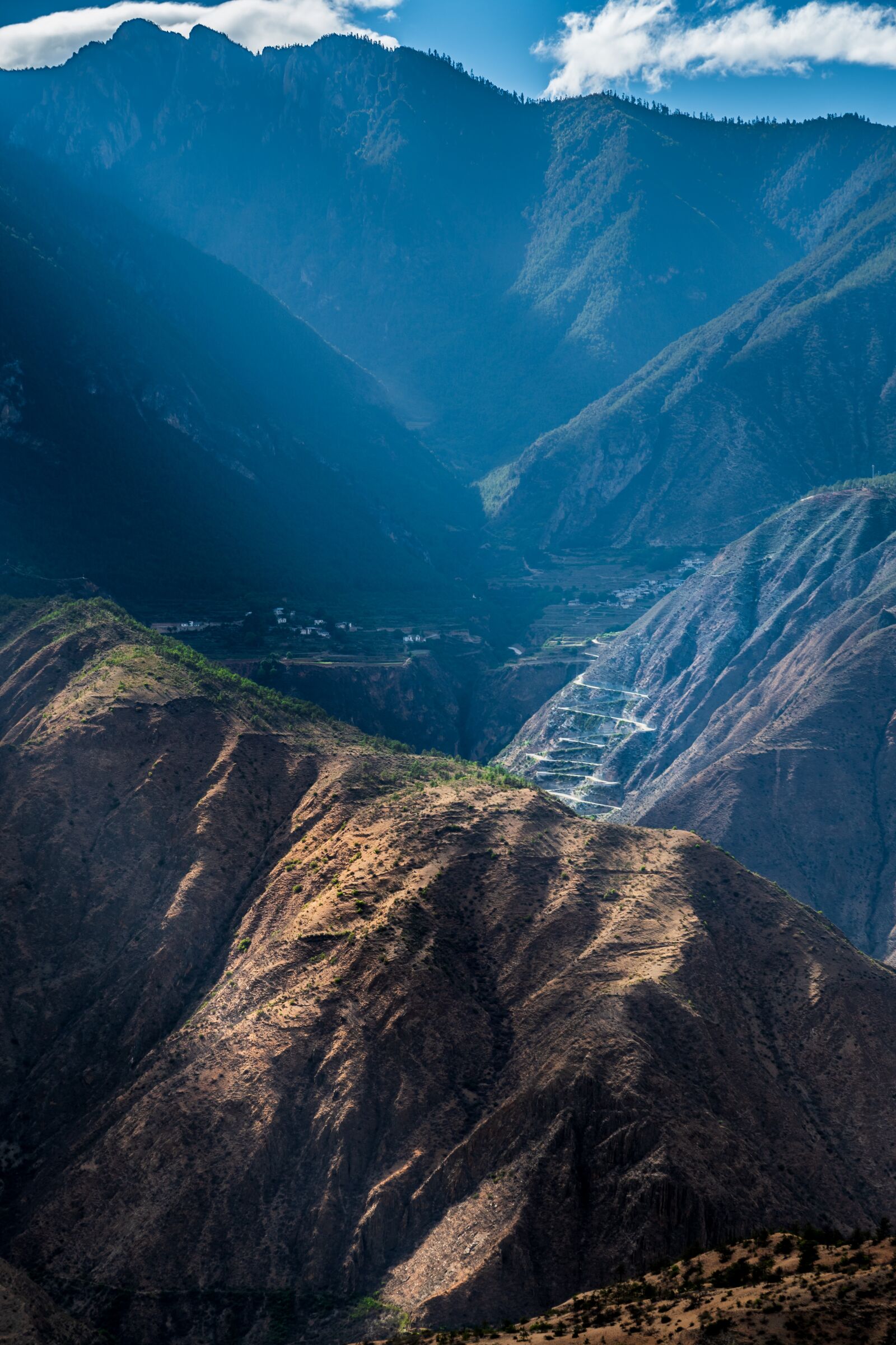 Nikon D500 sample photo. Gorge, mountain, nature photography