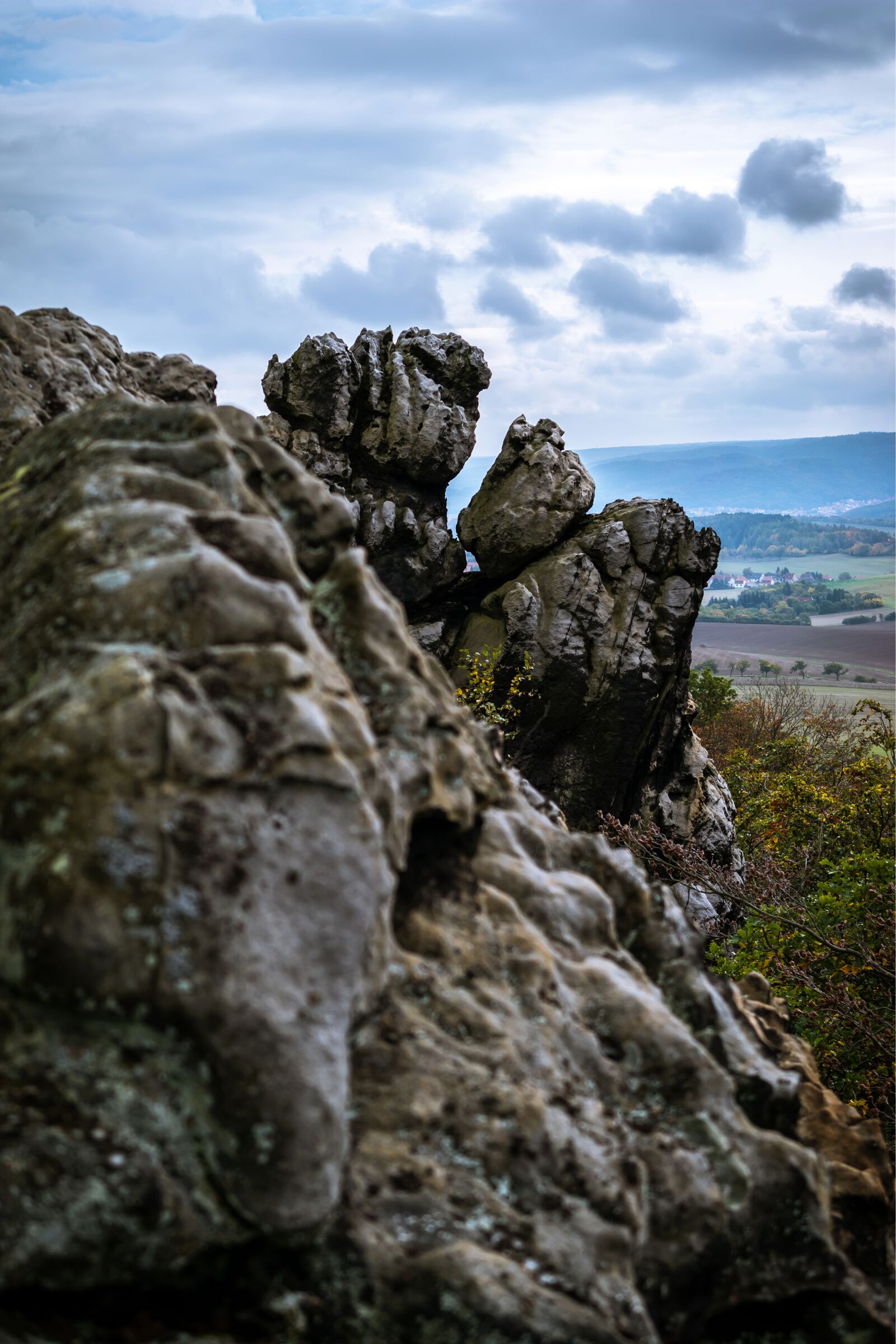 Samsung NX300M sample photo. Rock, devil's wall, mountains photography