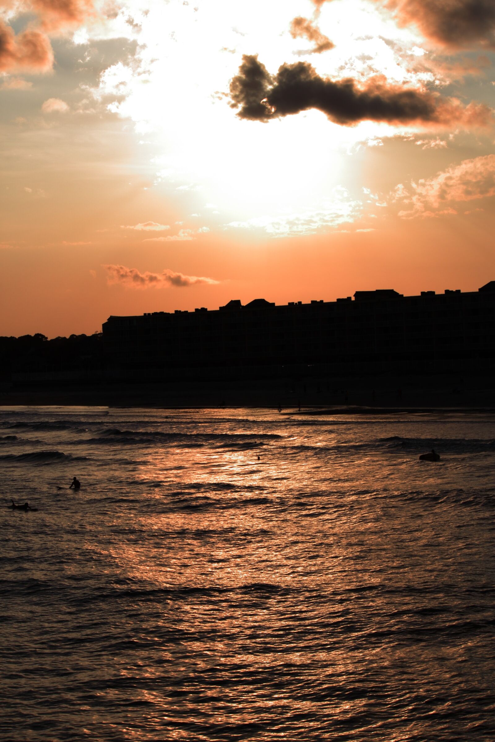Canon EOS 500D (EOS Rebel T1i / EOS Kiss X3) sample photo. Sunset, sun, beach photography