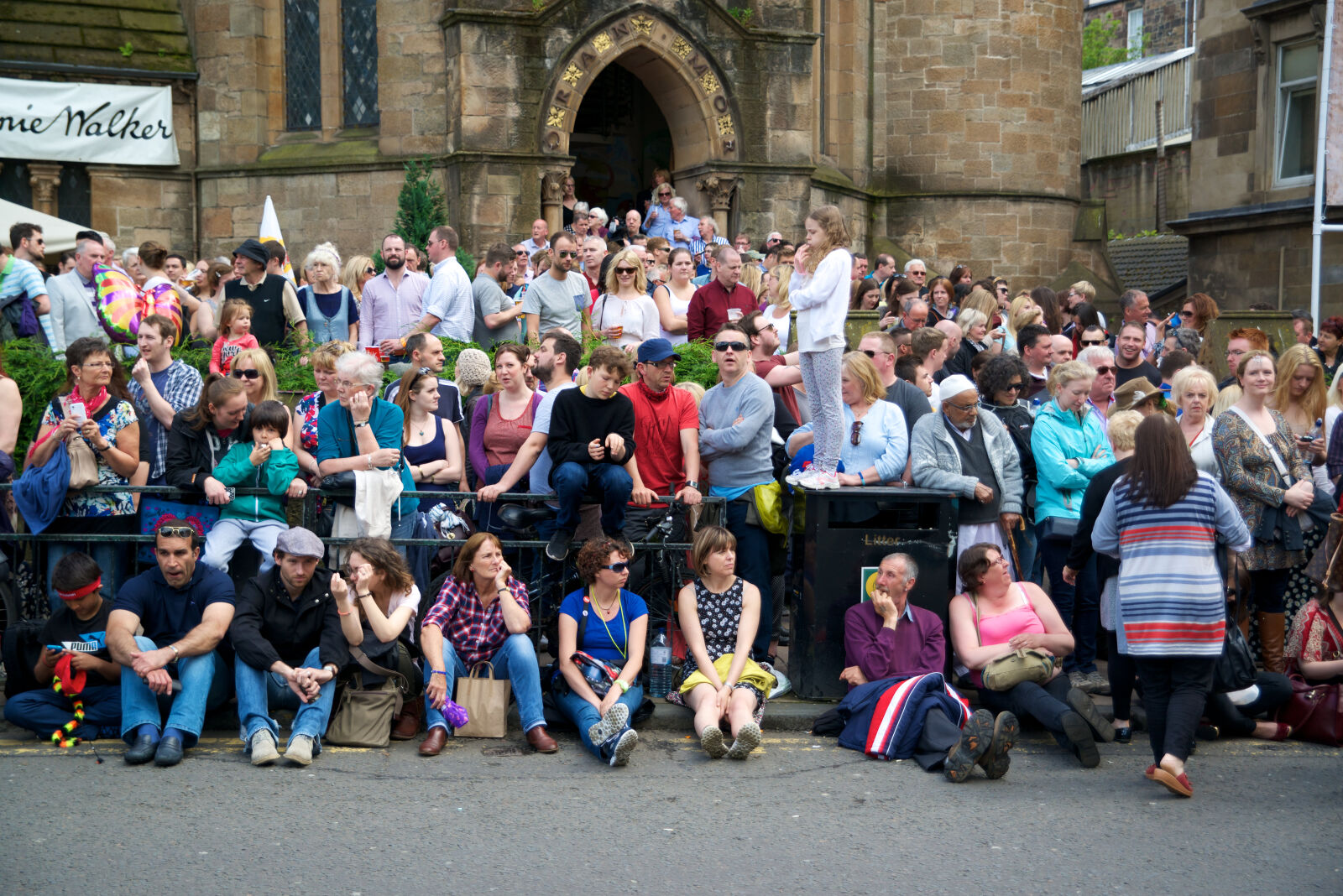 Sigma 24-70mm F2.8 EX DG HSM sample photo. Expectant, crowd, festival, parade photography