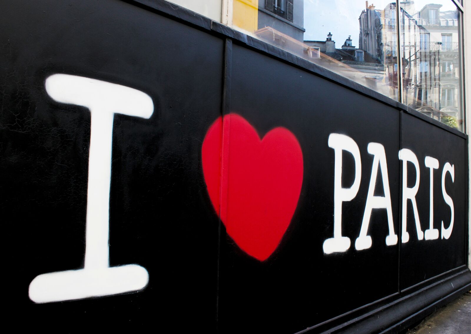 Canon EOS 600D (Rebel EOS T3i / EOS Kiss X5) sample photo. Love, paris, wall photography