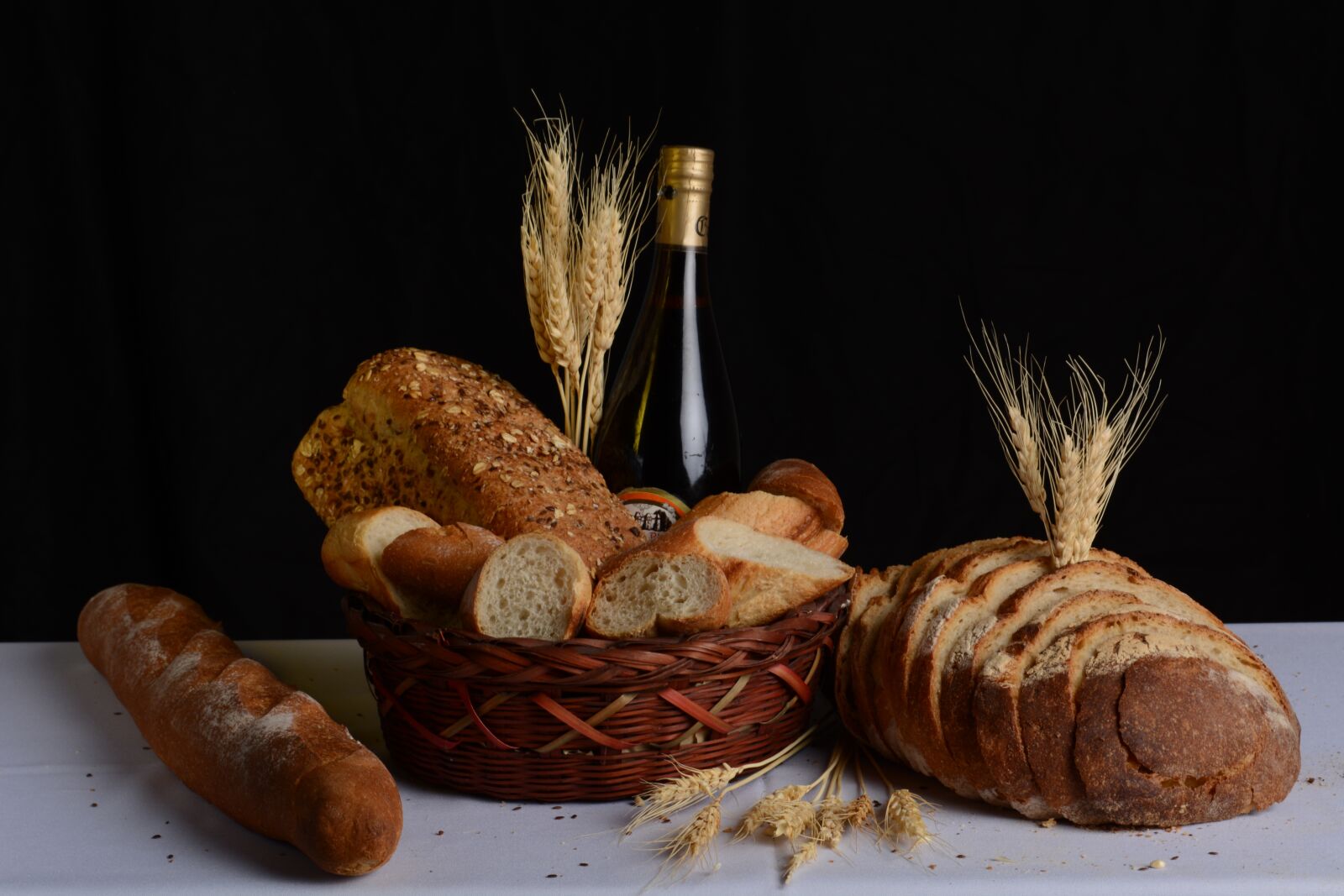 Nikon D5200 sample photo. Basket, breads, food photography