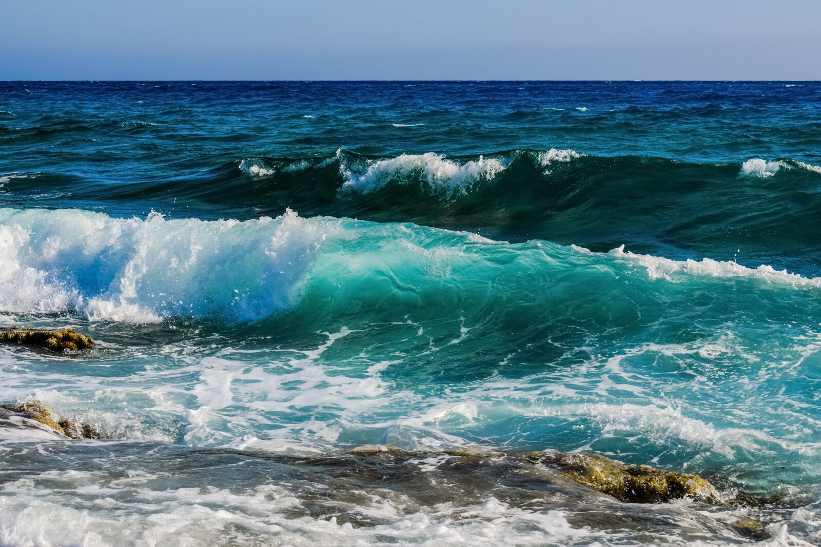 Nikon D3300 sample photo. Waves, smashing, foam photography