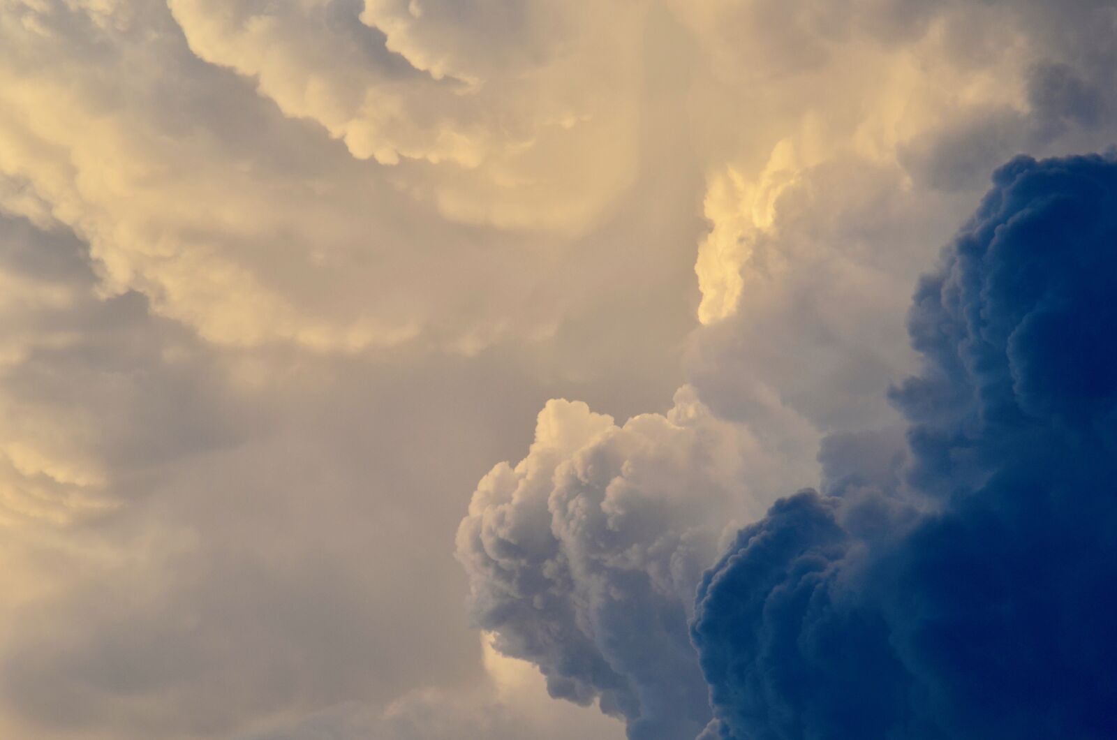 Nikon D5100 sample photo. Clouds, sky, thunderstorm photography