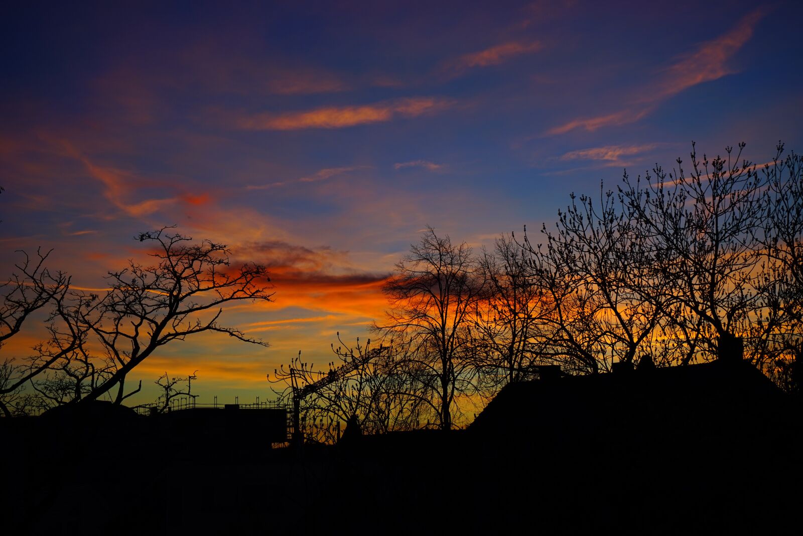 Sony a7 + Sony FE 28-70mm F3.5-5.6 OSS sample photo. Sunset, evening hour, sky photography