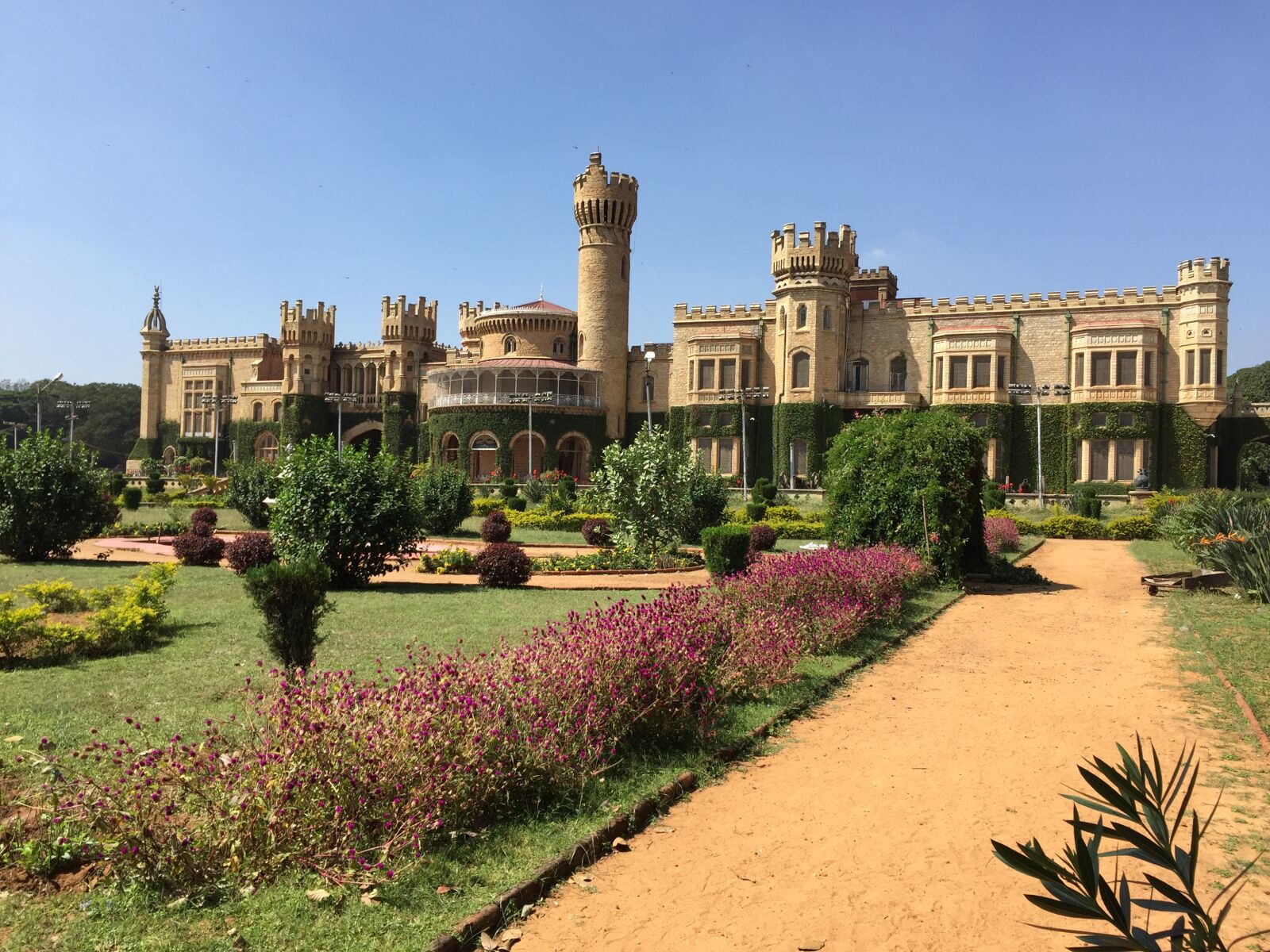Apple iPhone 6 sample photo. Architecture, travel, bangalore palace photography