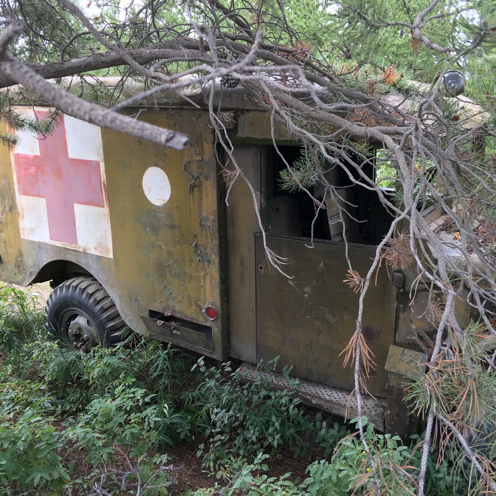 Apple iPhone 6s Plus sample photo. Alaska, highway, ambulance, broken photography
