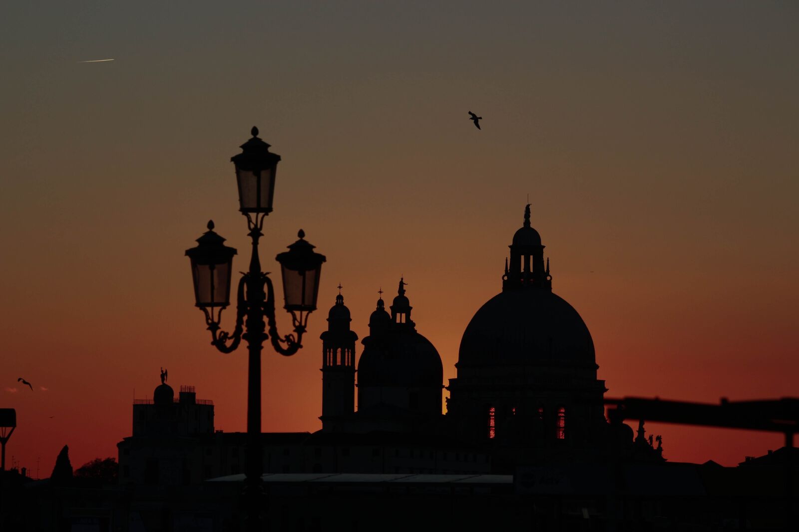 Canon EF-S 55-250mm F4-5.6 IS STM sample photo. Venice, sunset, landscape photography