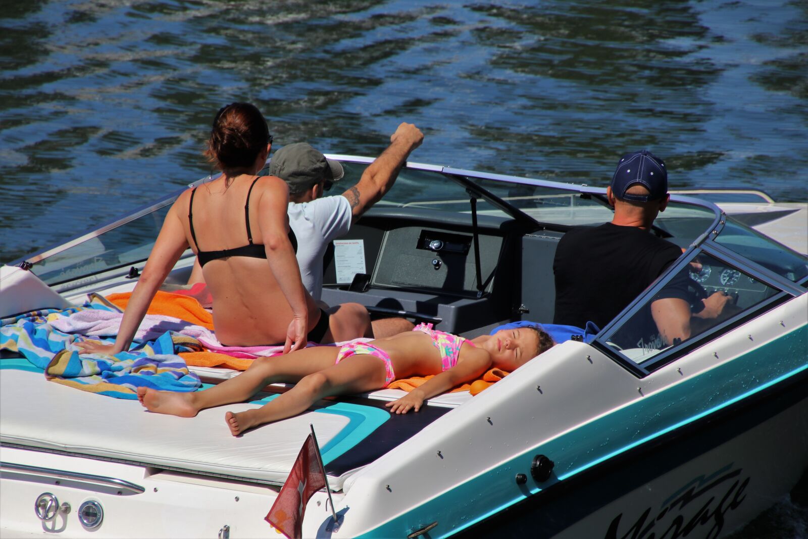Canon EOS 80D sample photo. On the water, motorboat photography