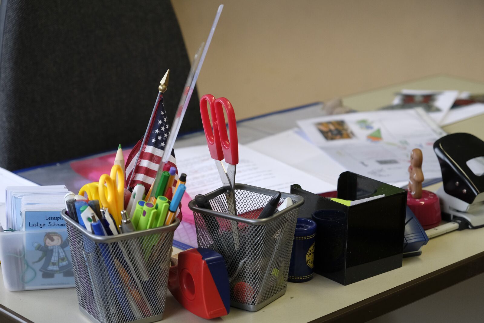 Fujifilm XF 18-55mm F2.8-4 R LM OIS sample photo. Table, desk, office photography