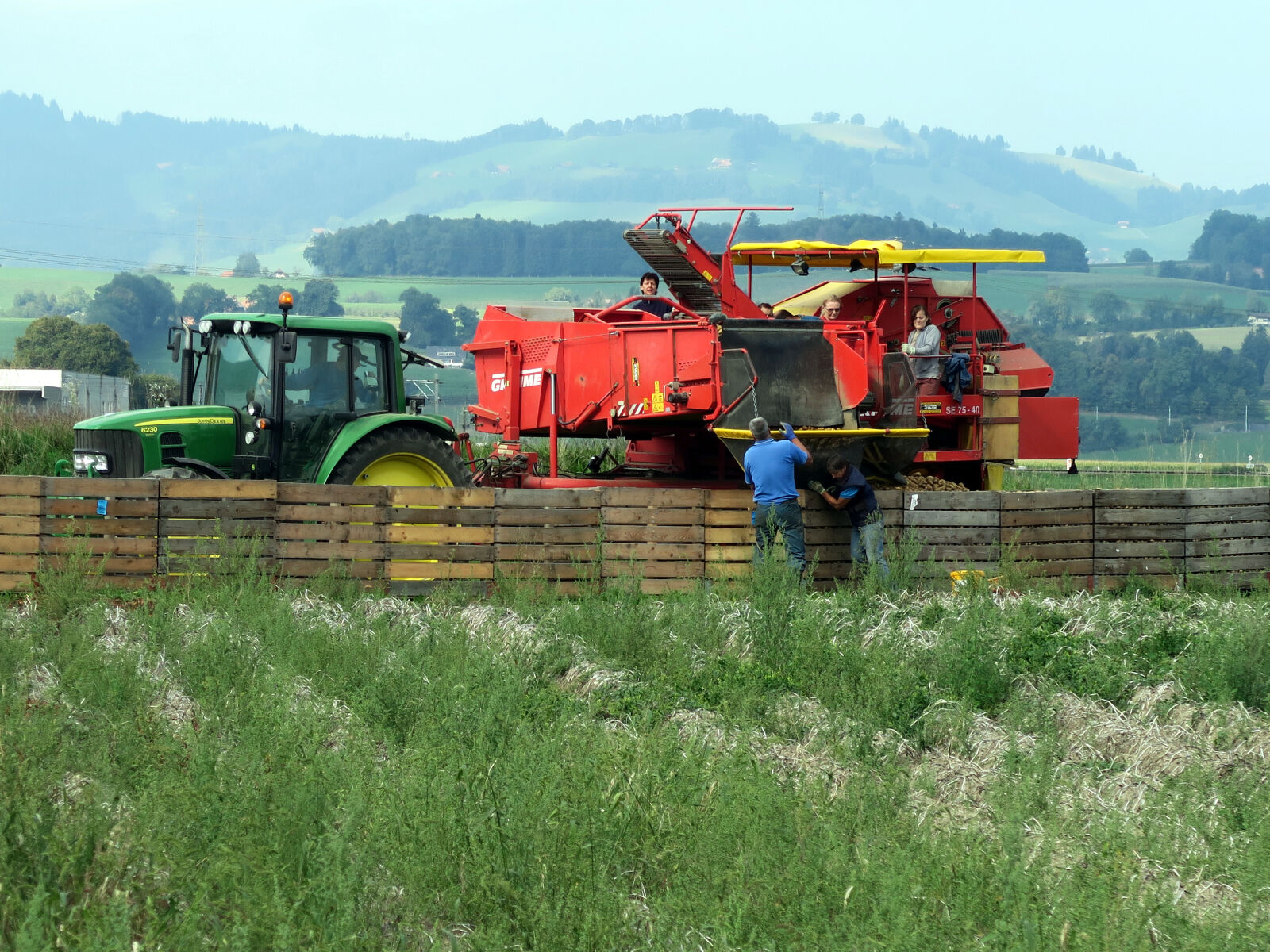 Canon PowerShot G7 X sample photo. Agriculture, farming, machinery, rural photography