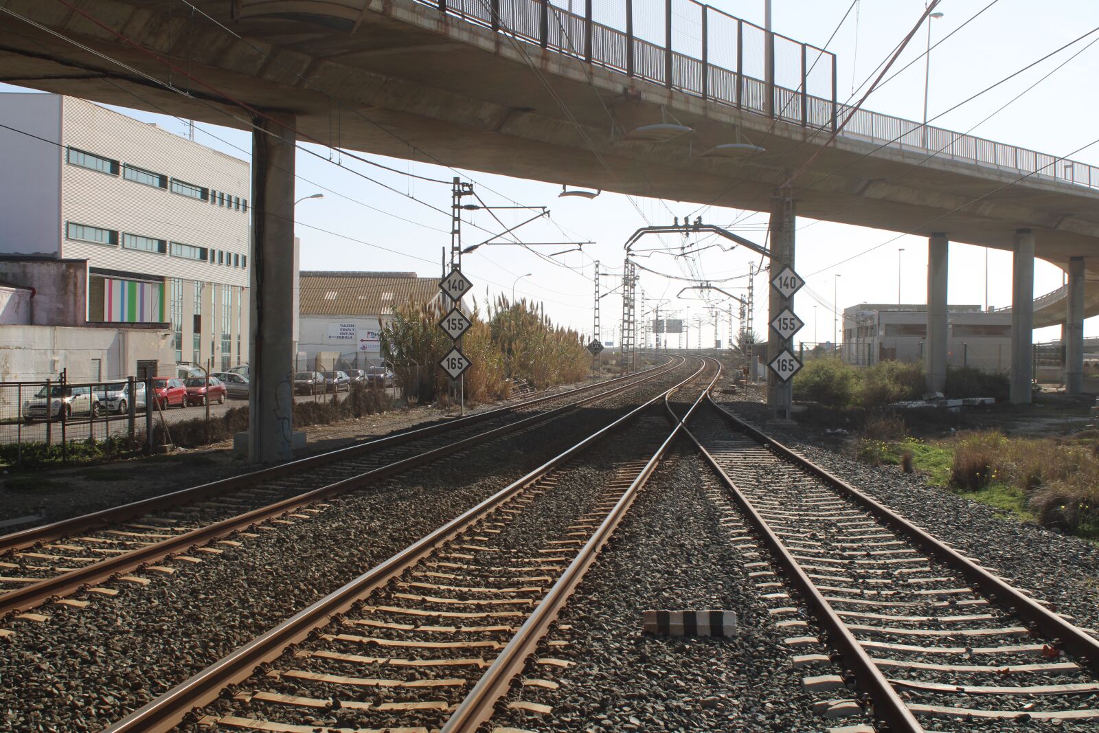 Canon EOS 2000D (EOS Rebel T7 / EOS Kiss X90 / EOS 1500D) sample photo. Cadiz, railway, trains photography
