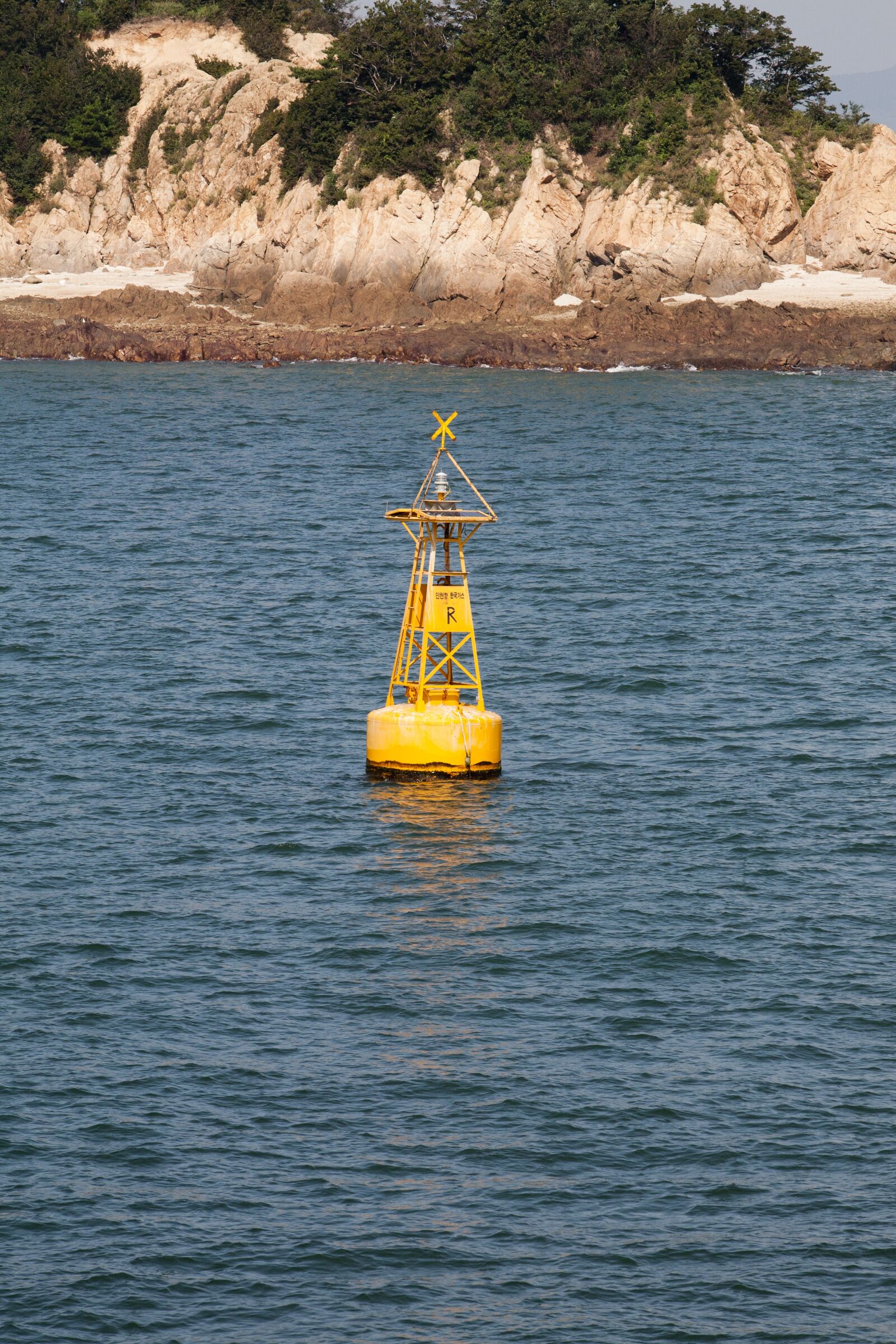 Canon EOS 5D sample photo. Island, buoy, beach photography