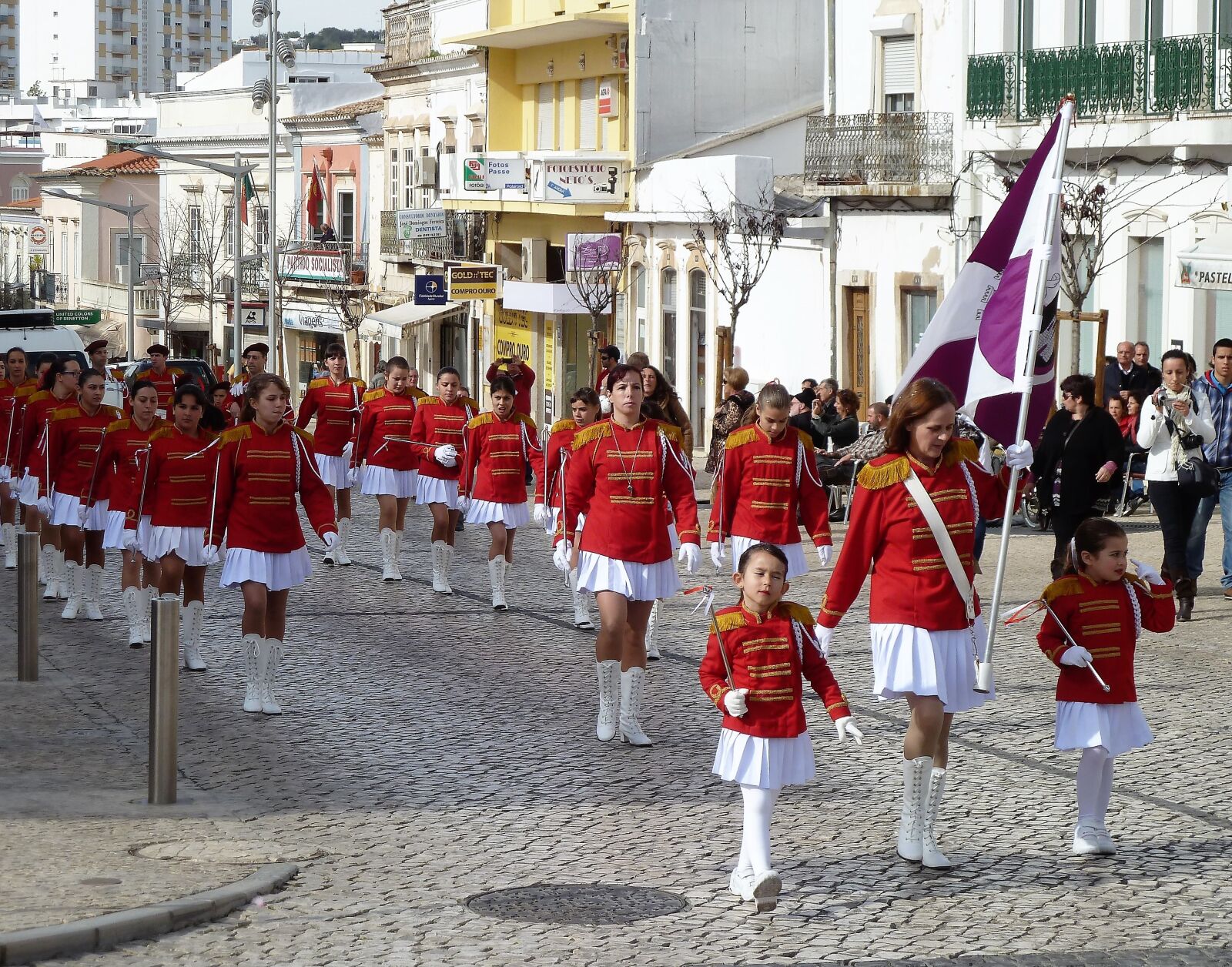Panasonic Lumix DMC-ZS5 (Lumix DMC-TZ8) sample photo. Parade, fanfare, music photography