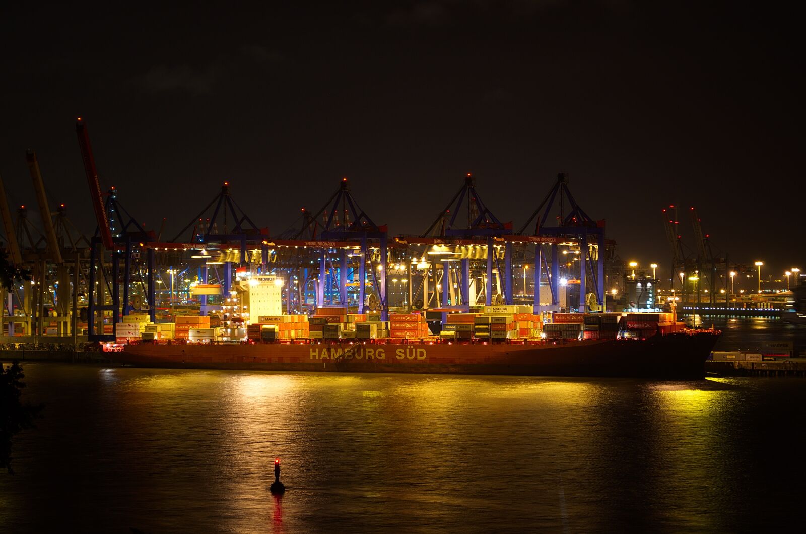 Nikon D5100 sample photo. Hamburg, port, night photography