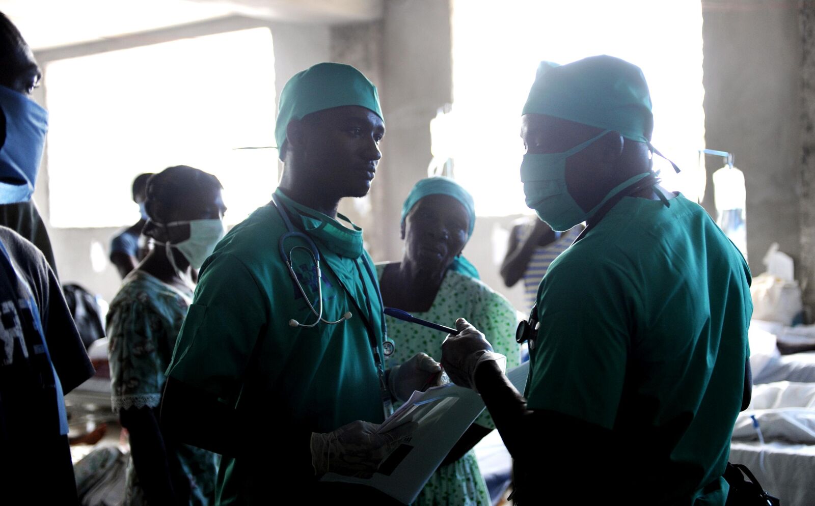 Nikon D700 sample photo. Doctors, hospital photography