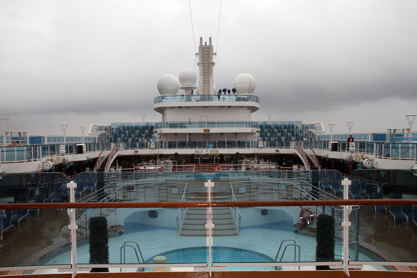 Canon EOS 7D sample photo. Cruise, ship, tourist photography