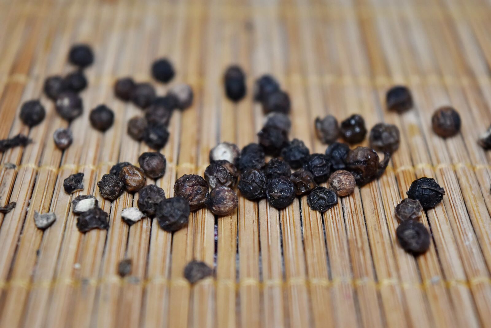 Nikon D5500 sample photo. Bamboo, black, kernel, organic photography