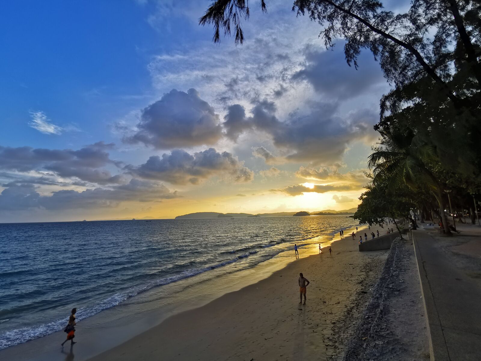 HUAWEI P30 Pro sample photo. Thailand, beach, water photography