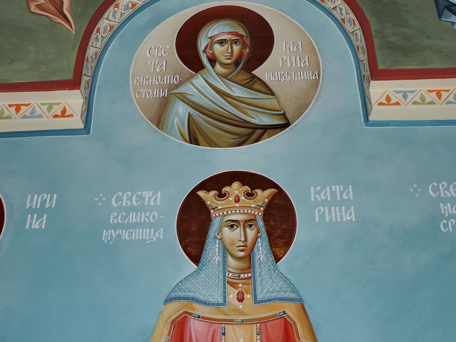 Nikon Coolpix P520 sample photo. Icon, medieval, queen, serbia photography
