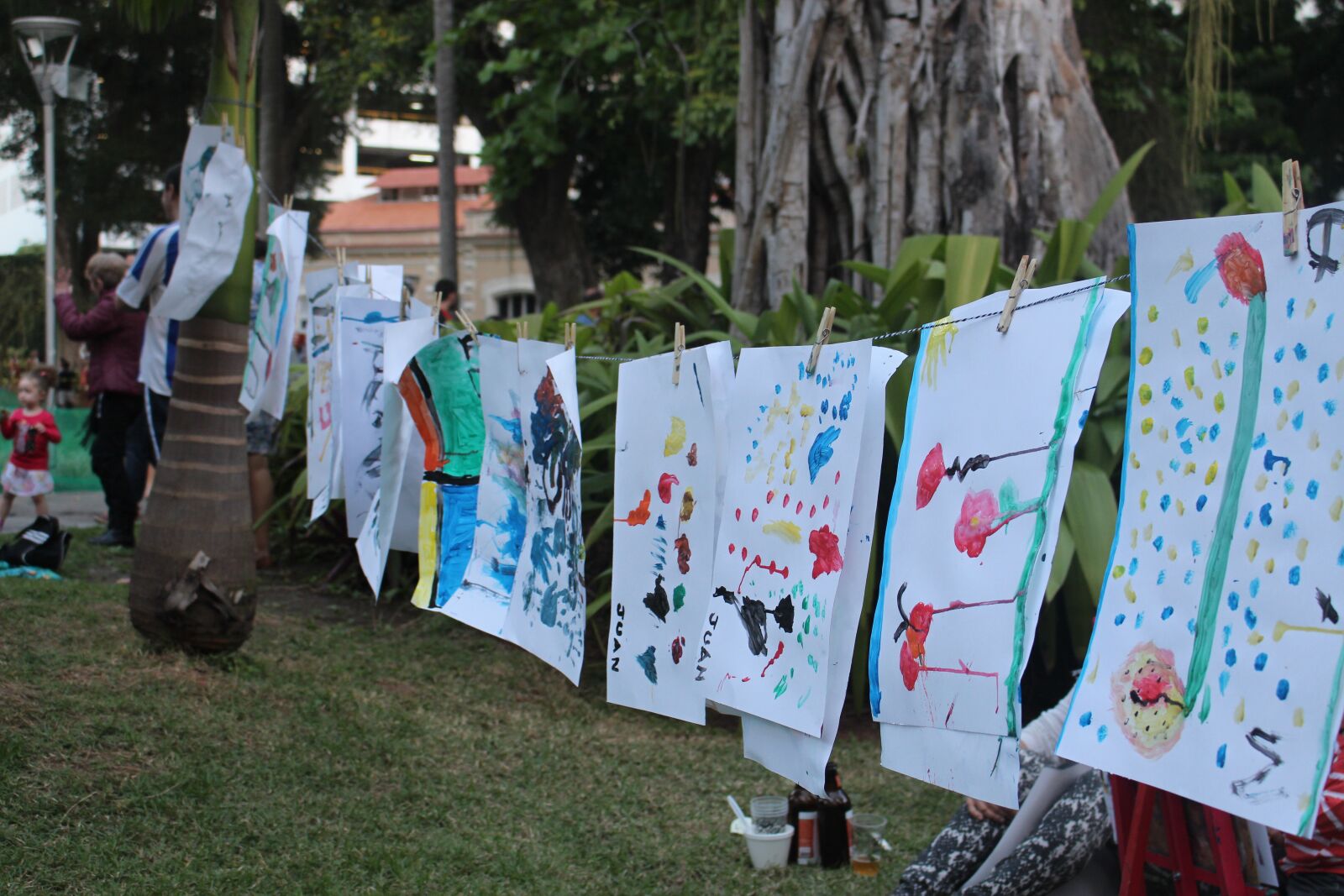 Canon EOS 700D (EOS Rebel T5i / EOS Kiss X7i) sample photo. Children, drawing, child photography