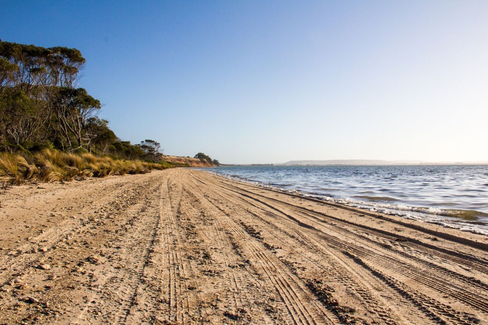 Canon EF-S 18-135mm F3.5-5.6 IS sample photo. Kangaroo island, sand, be photography