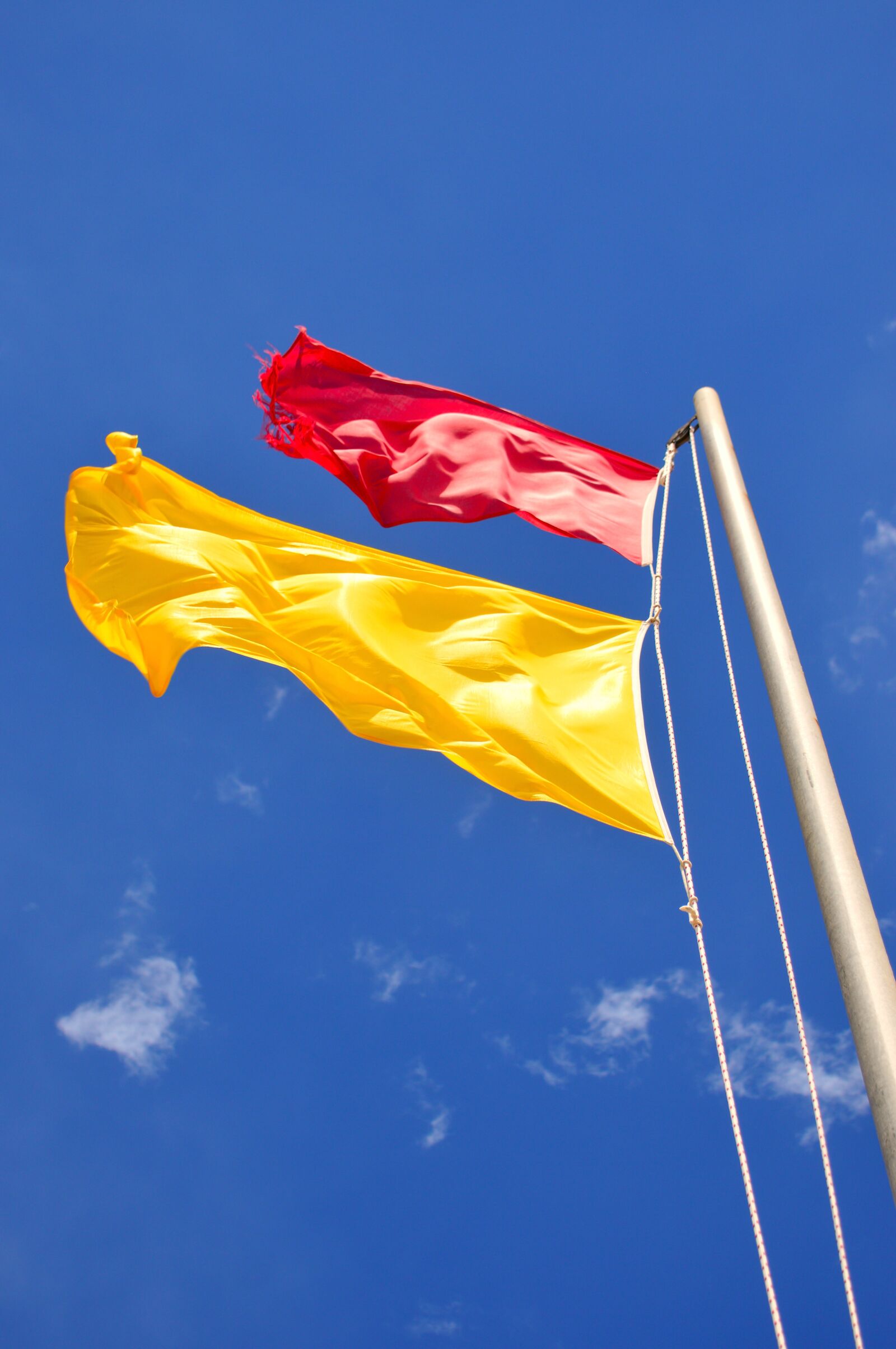 Nikon D3200 sample photo. Flag, storm flag, red photography