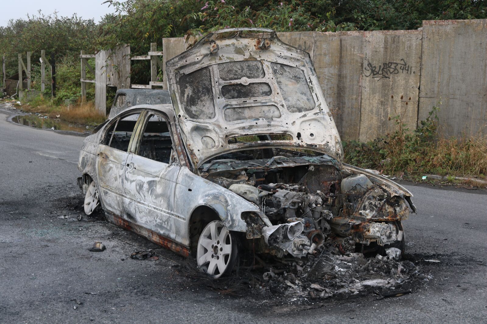 Canon EOS 750D (EOS Rebel T6i / EOS Kiss X8i) sample photo. Abandoned, retired, weathered photography