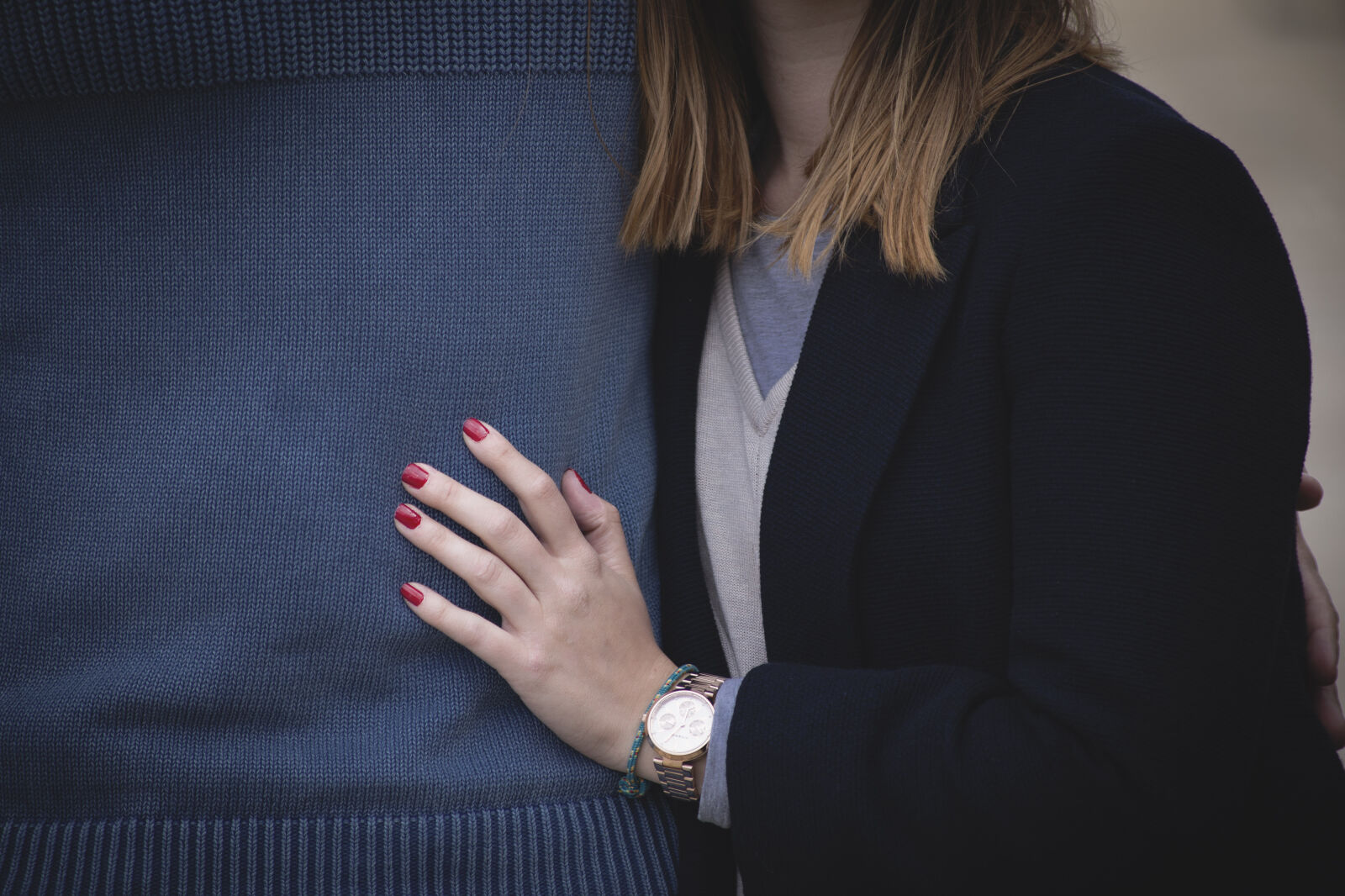 Sigma 70-300mm F4-5.6 DG OS sample photo. Couple, hands, love, blue photography