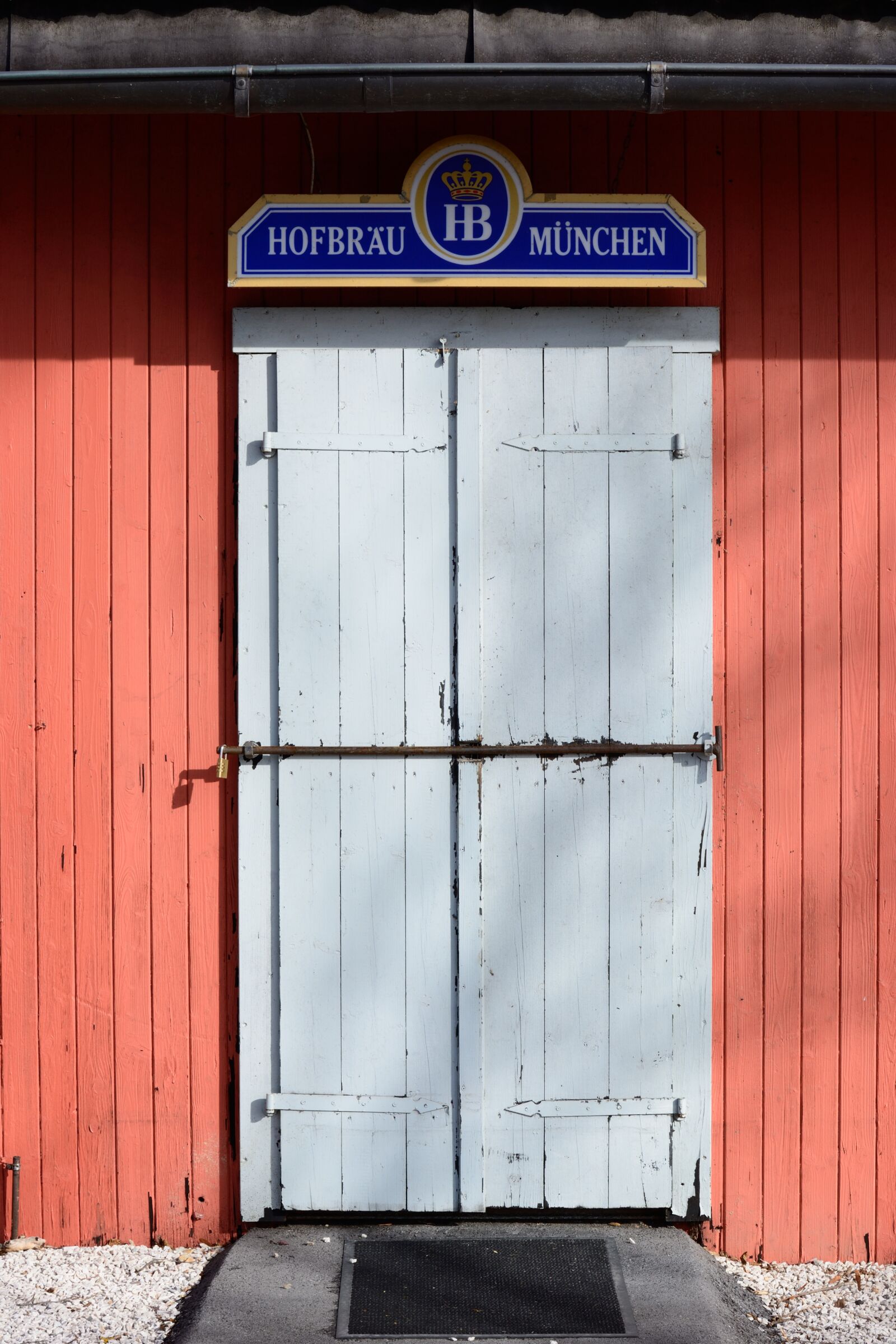 Nikon D7100 sample photo. Wooden door, boards door photography