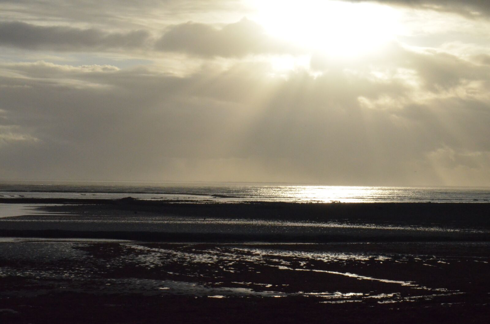 Nikon D5100 sample photo. Lying, sun, sea photography