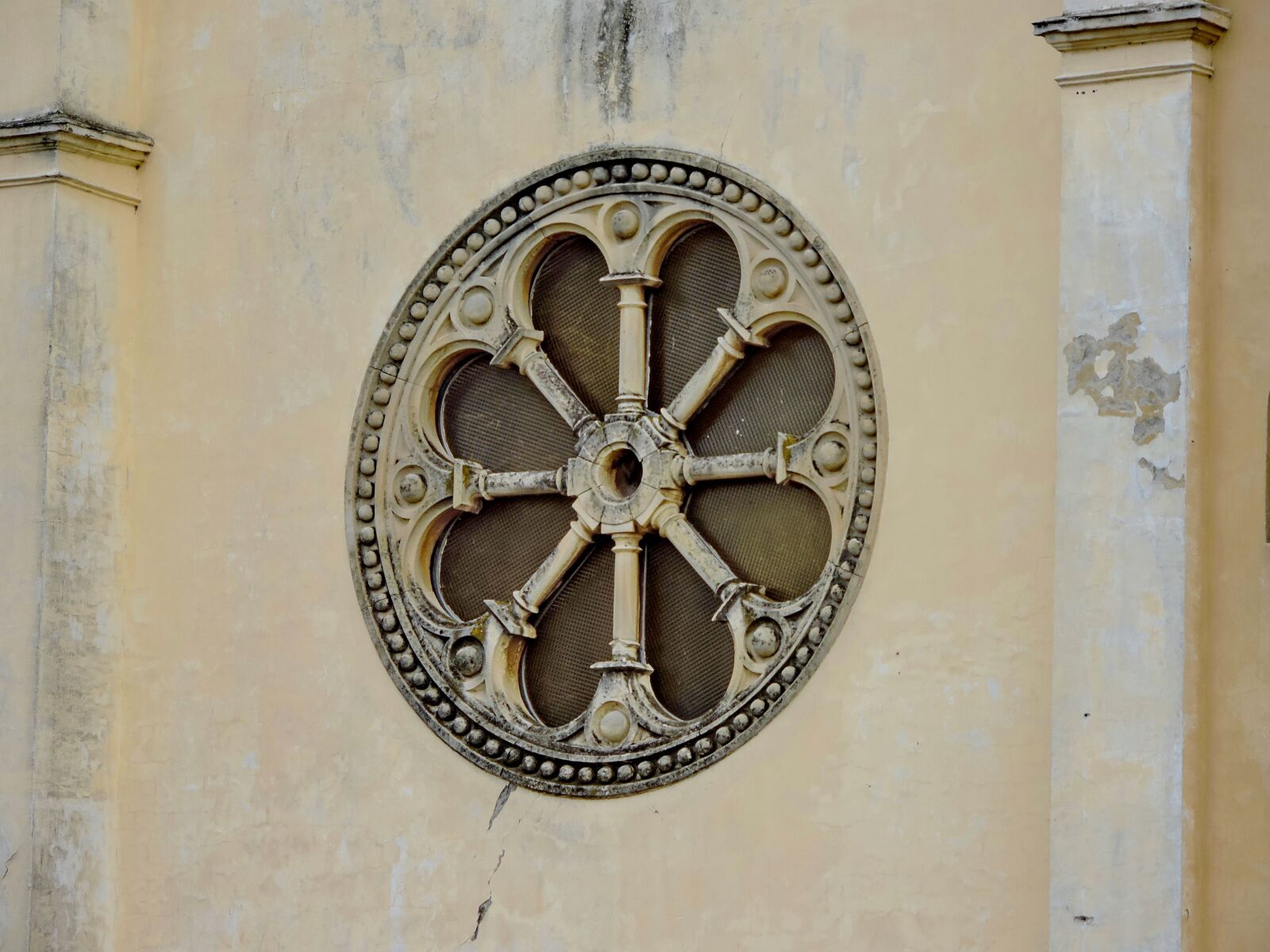 Nikon Coolpix P520 sample photo. Arabesque, gothic, heritage, medieval photography