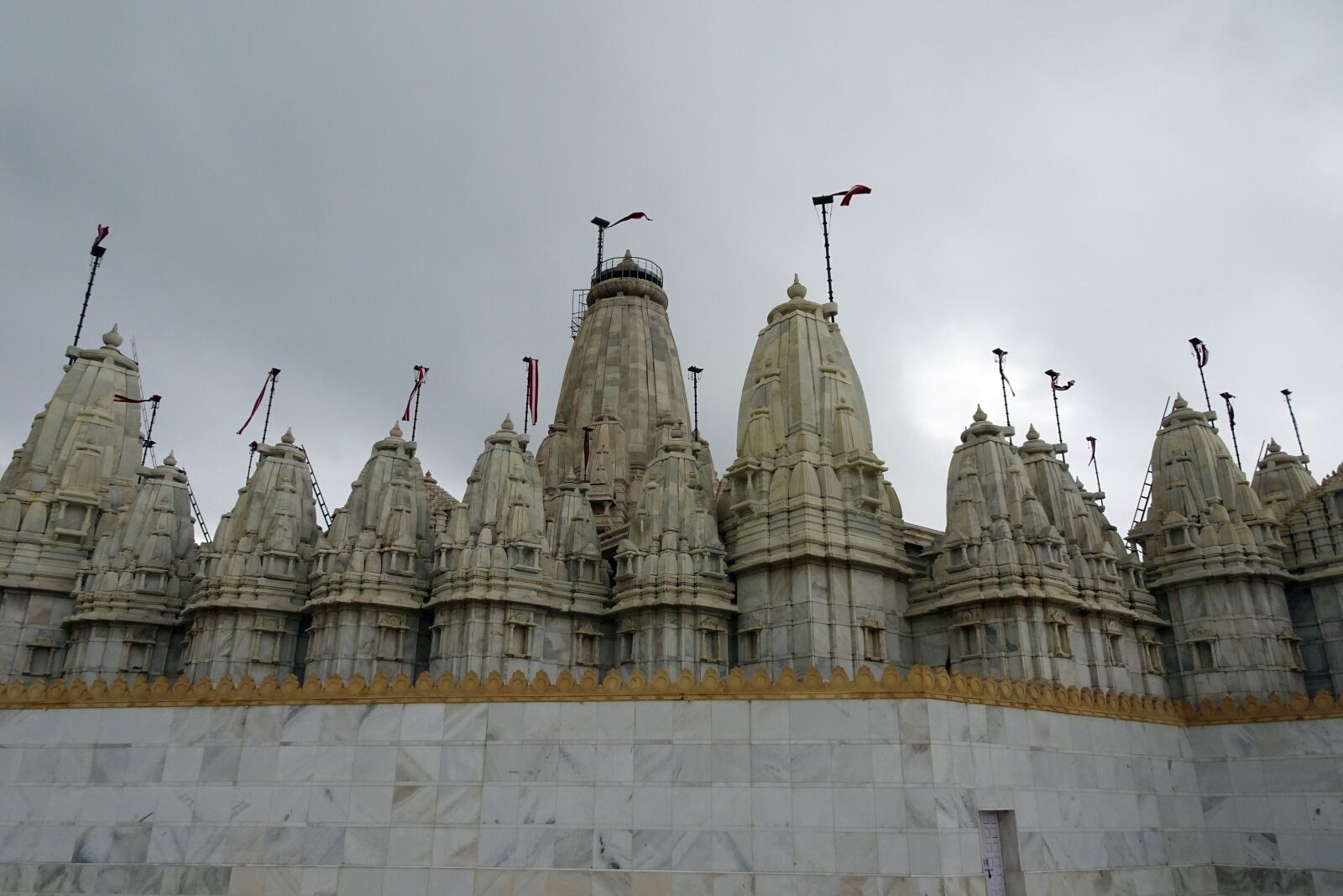 Sony Cyber-shot DSC-HX90V sample photo. Temple, jain, architecture photography