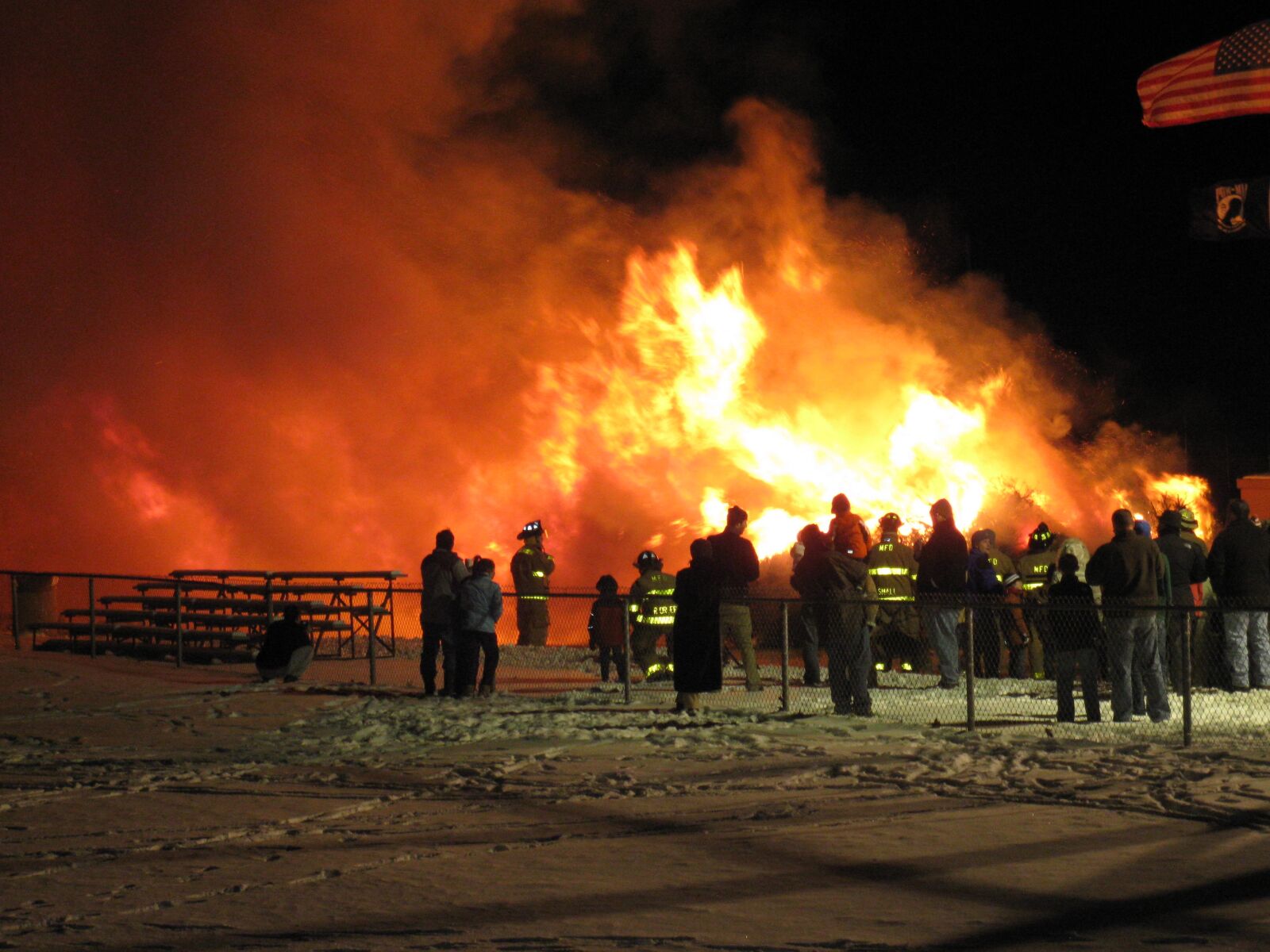 Canon PowerShot A2000 IS sample photo. Bonfire, fire, firemen photography
