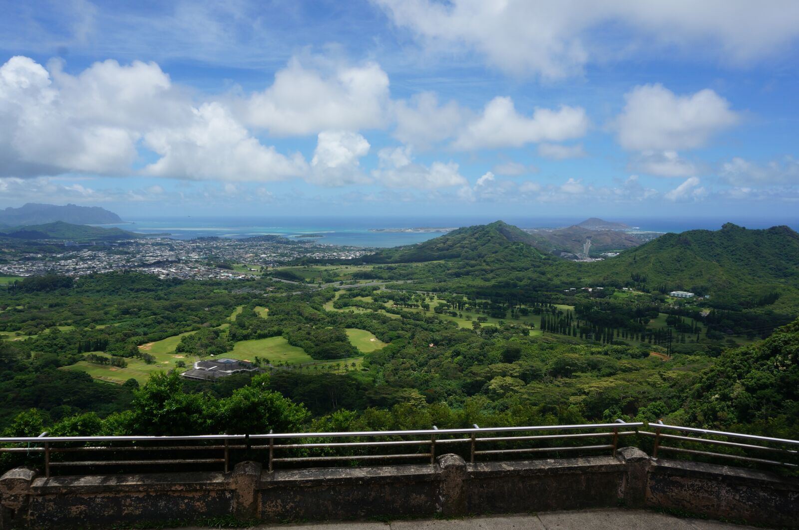 Sony Alpha NEX-5T sample photo. Hawaii, wind, cloud photography