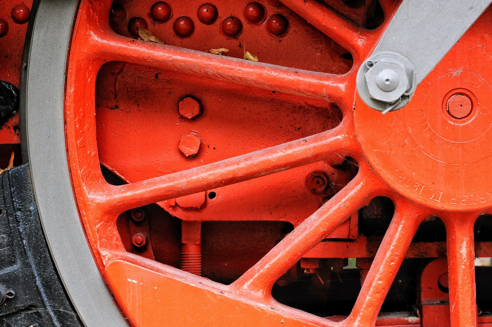 Nikon D700 sample photo. Train, texture, red photography