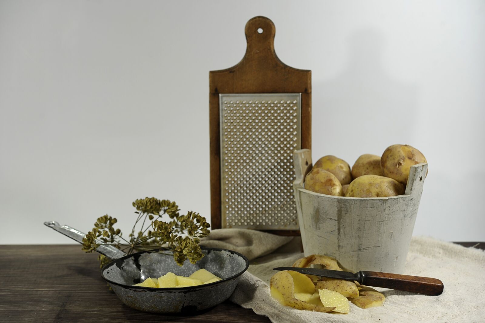 Nikon D3S sample photo. Still life, potatoes, grater photography