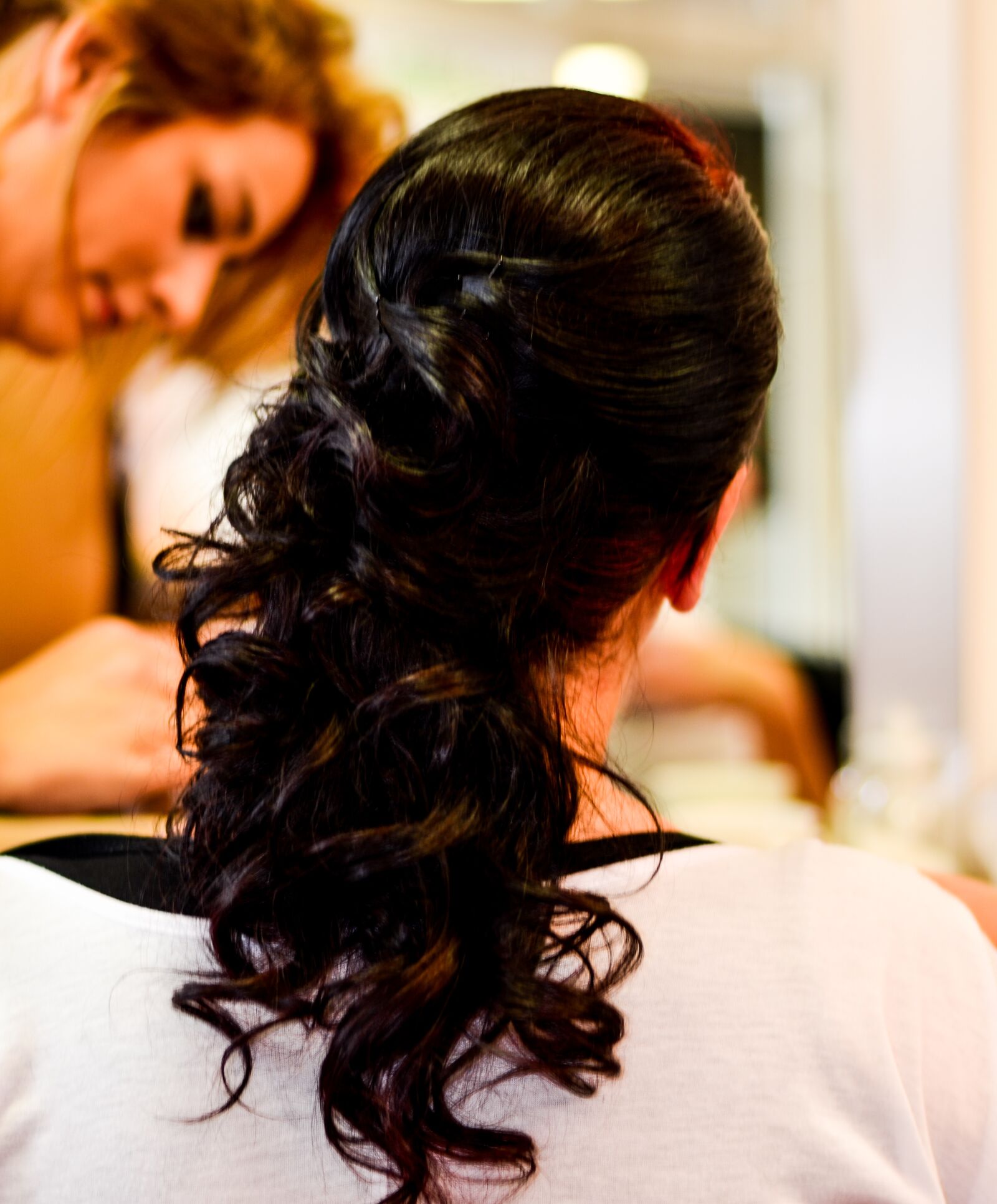 Nikon D5100 sample photo. Styling, wedding, hairstyle photography