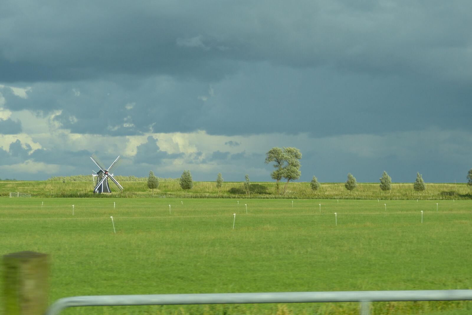 Panasonic Lumix DMC-FZ150 sample photo. Netherlands, landscape, field photography