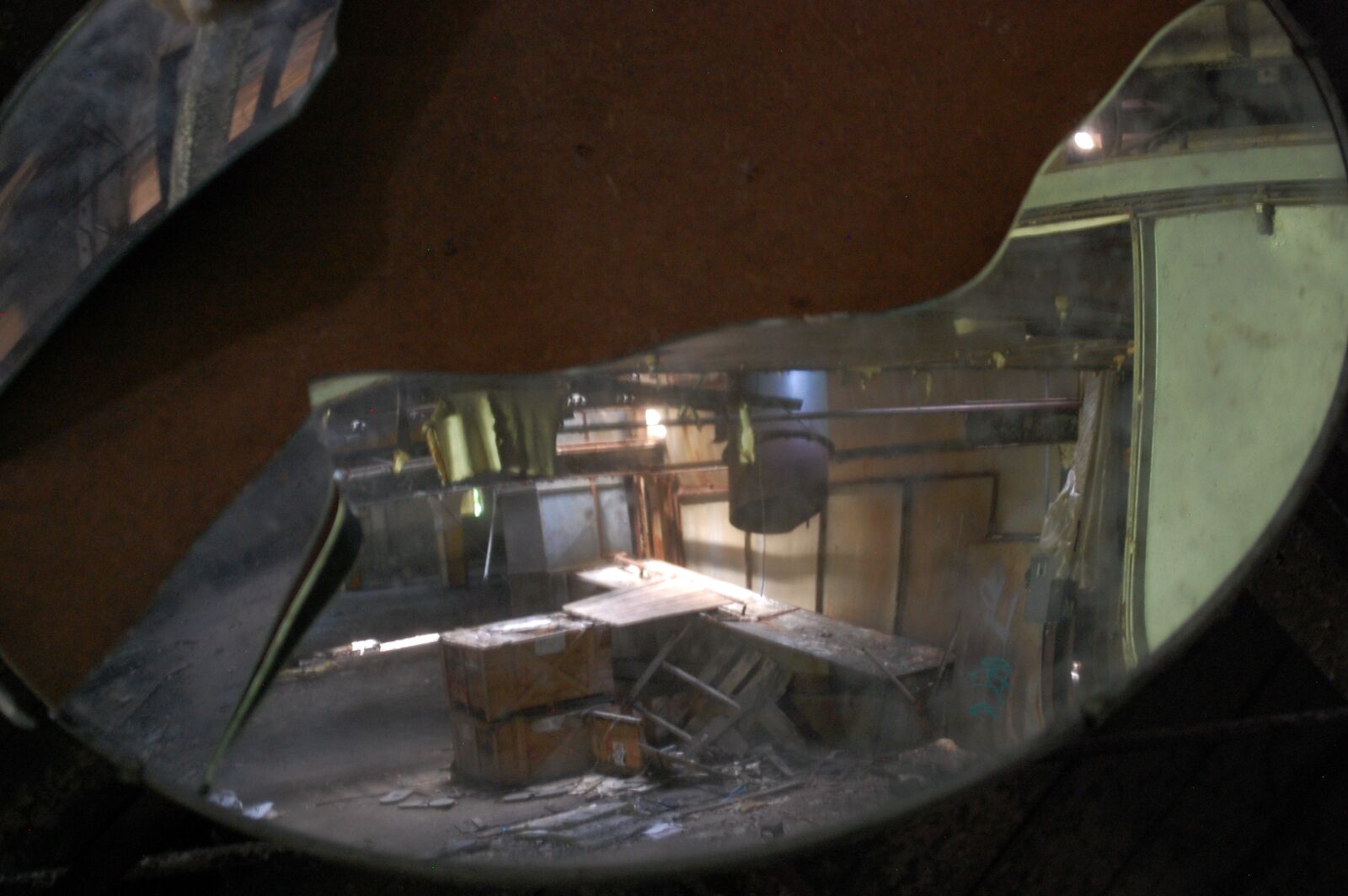 Nikon D40 sample photo. Broken mirror, abandoned, old photography