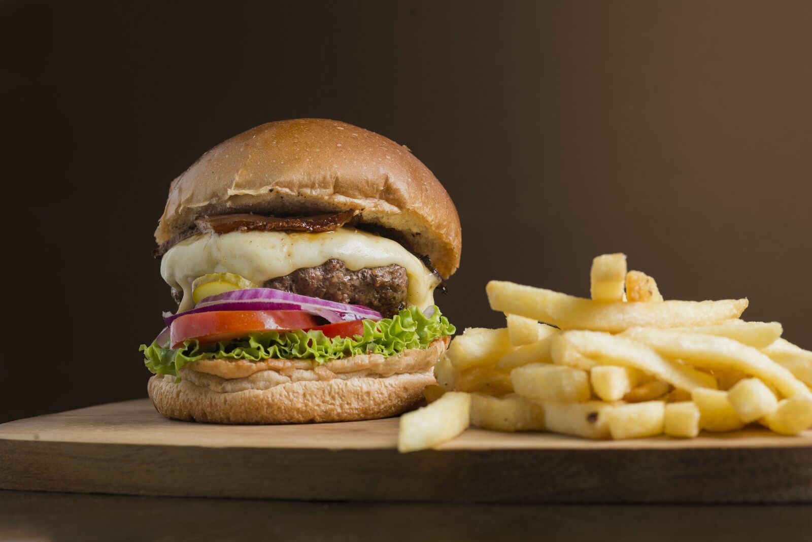 Nikon D610 sample photo. Burger, snack, crisp photography