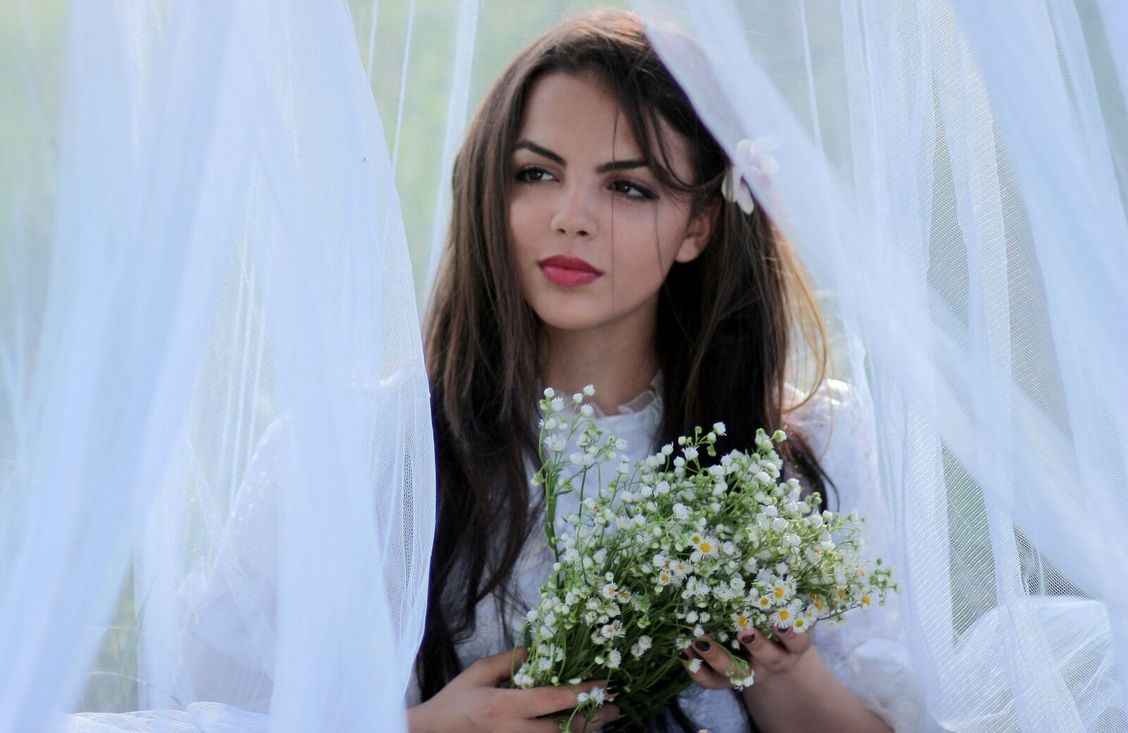 Canon EOS 450D (EOS Rebel XSi / EOS Kiss X2) sample photo. Girl, veil, white photography