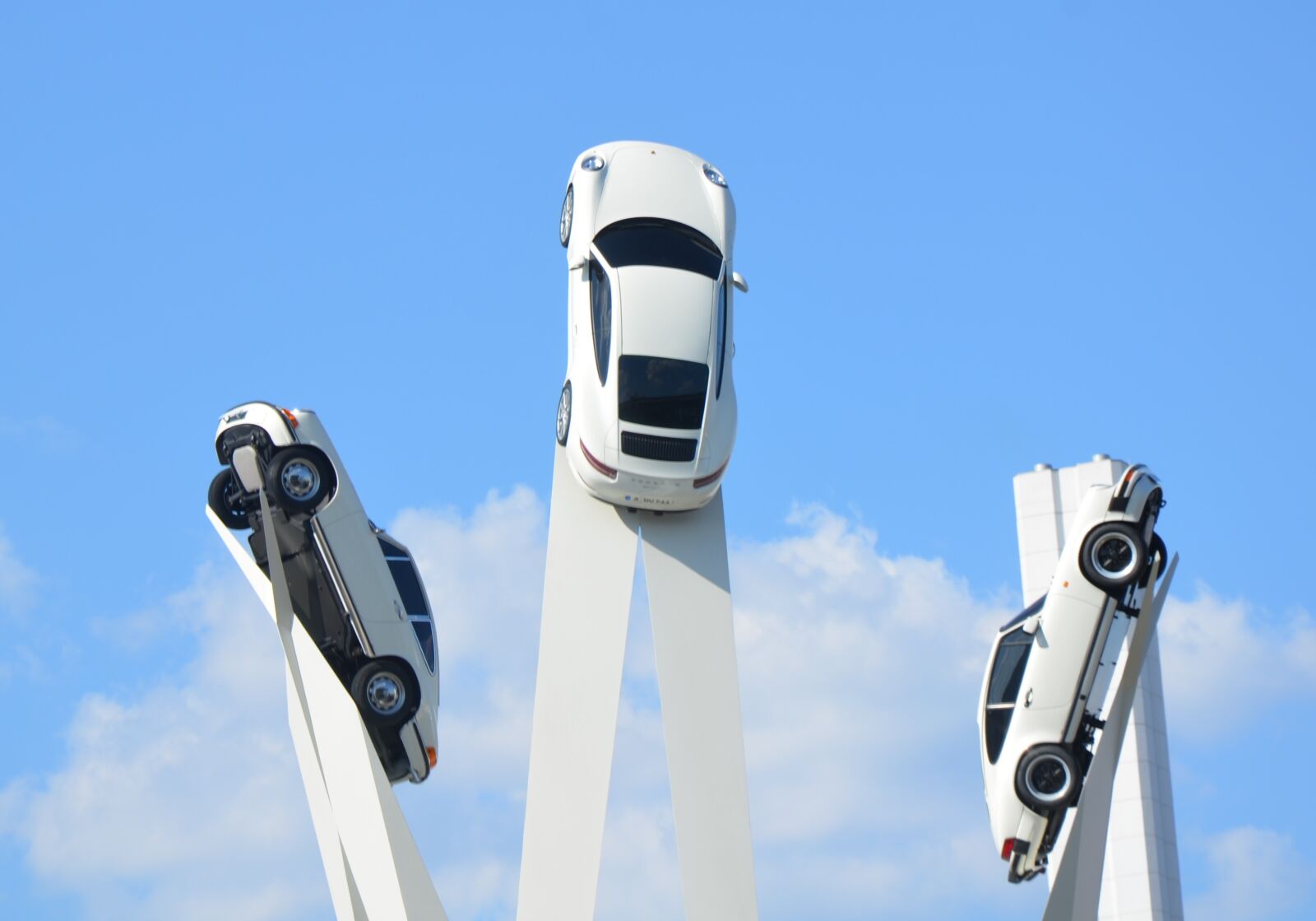 Nikon D7000 sample photo. Porsche, porsche museum, flying photography