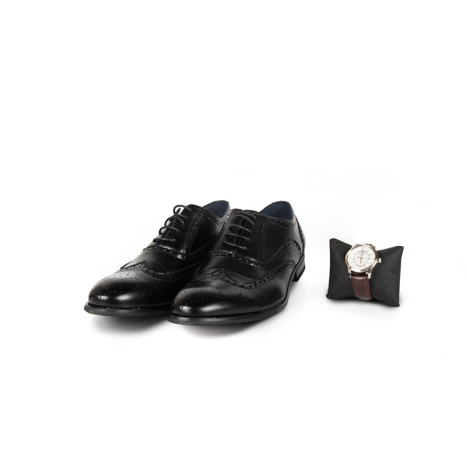 Nikon D750 sample photo. Elegant, shoes, watch photography