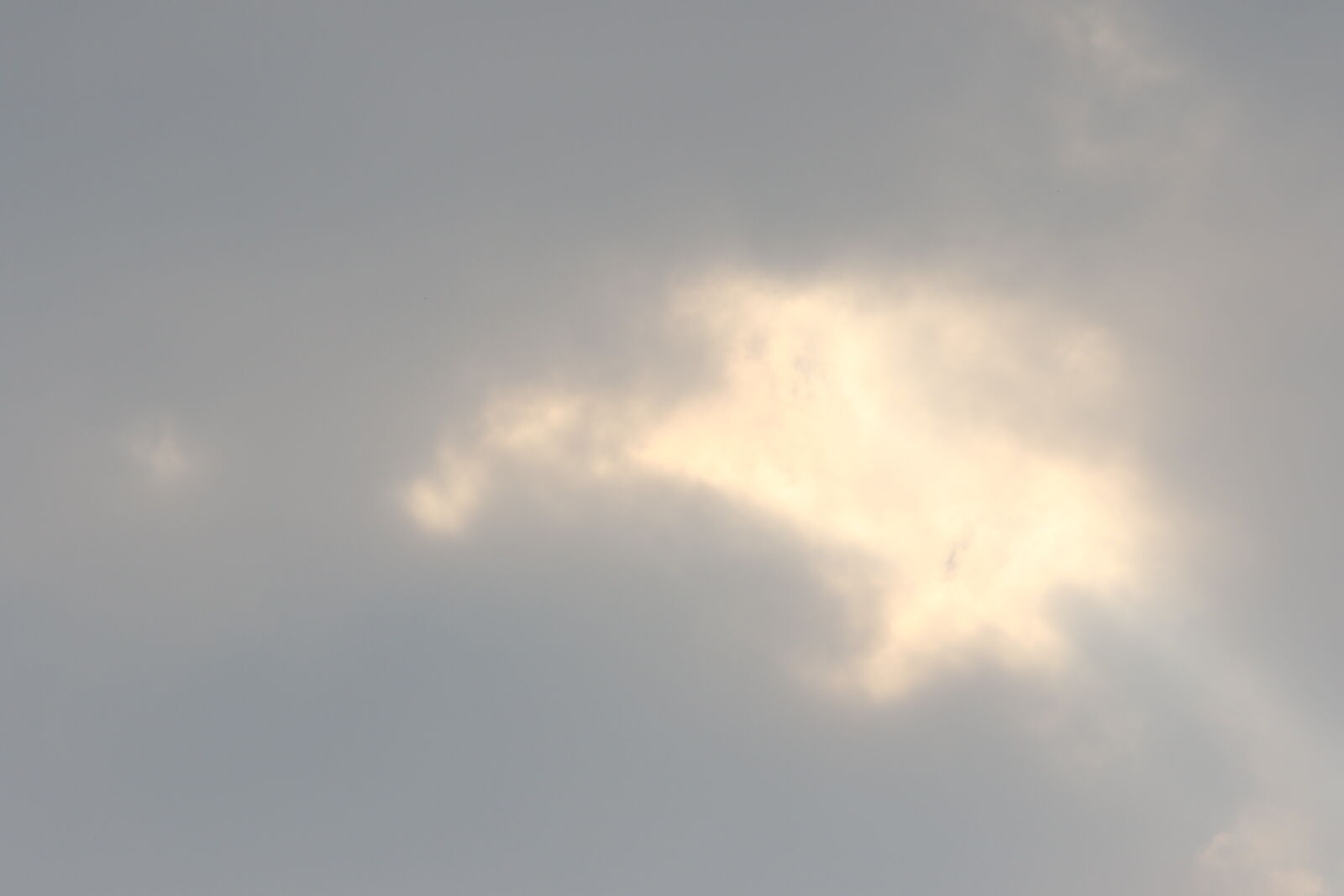 Canon EOS 7D Mark II sample photo. Blue, sky, clouds, sky photography