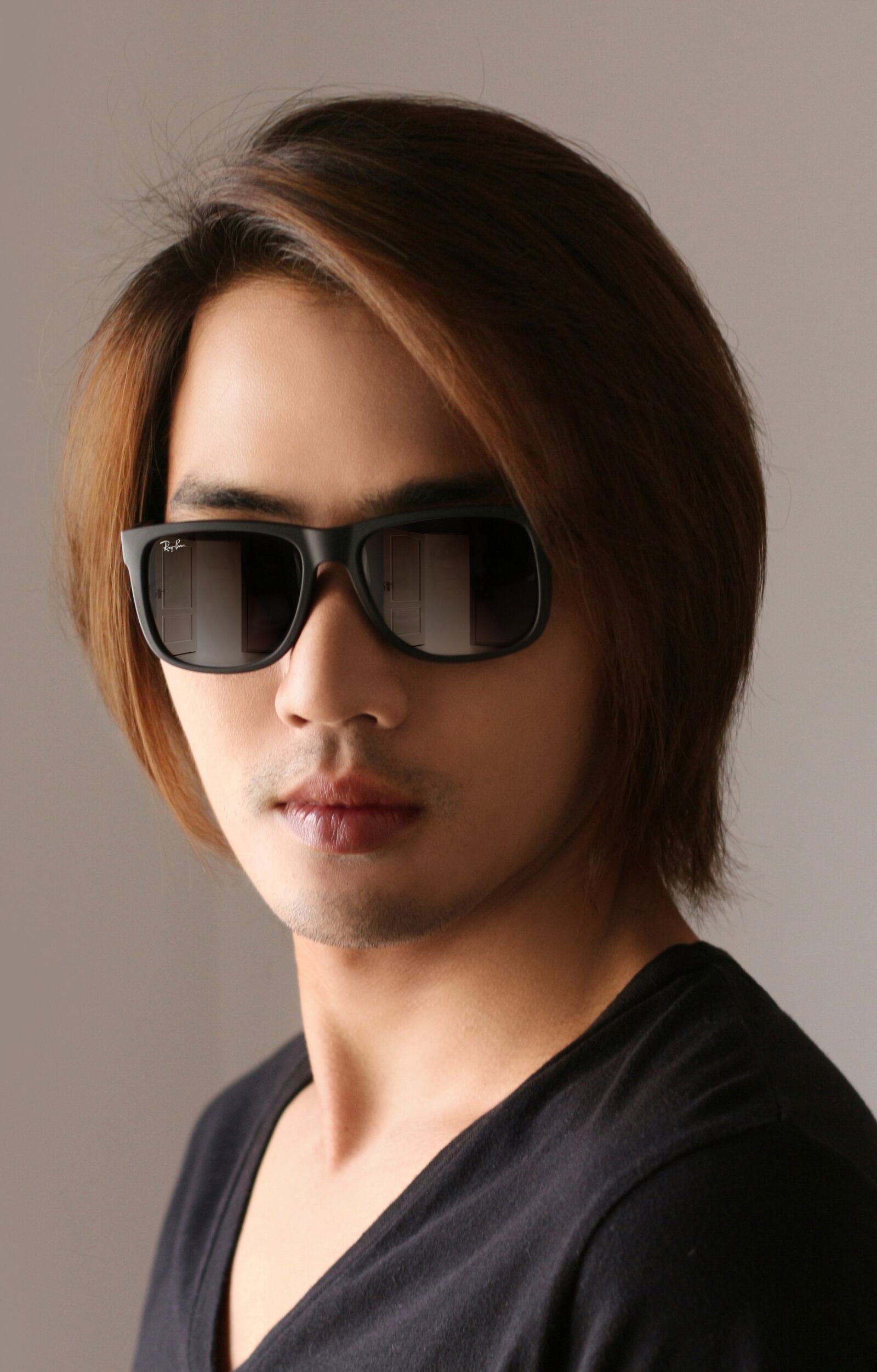 Canon EOS 100D (EOS Rebel SL1 / EOS Kiss X7) sample photo. Sunglasses, face, stand alone photography