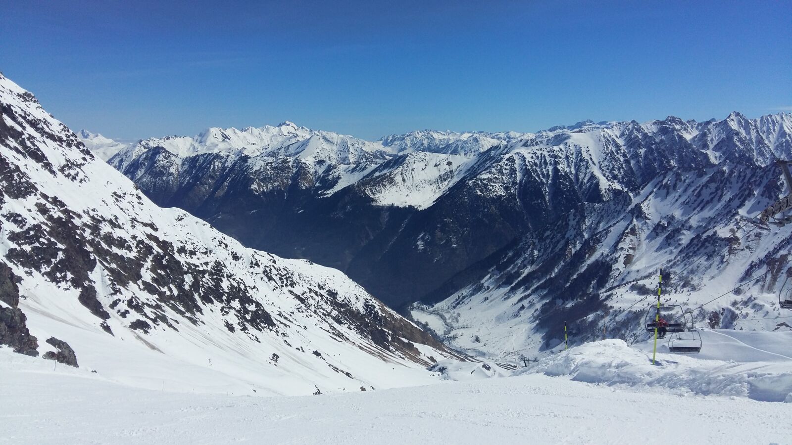 Samsung Galaxy A5 sample photo. Pyrenees, snow, mountain photography