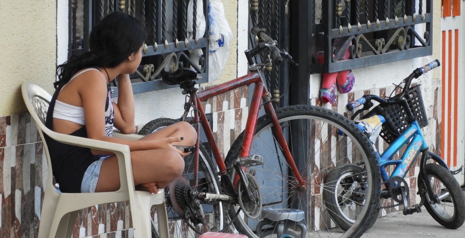 Nikon Coolpix B700 sample photo. Landscape, girl, cycles photography